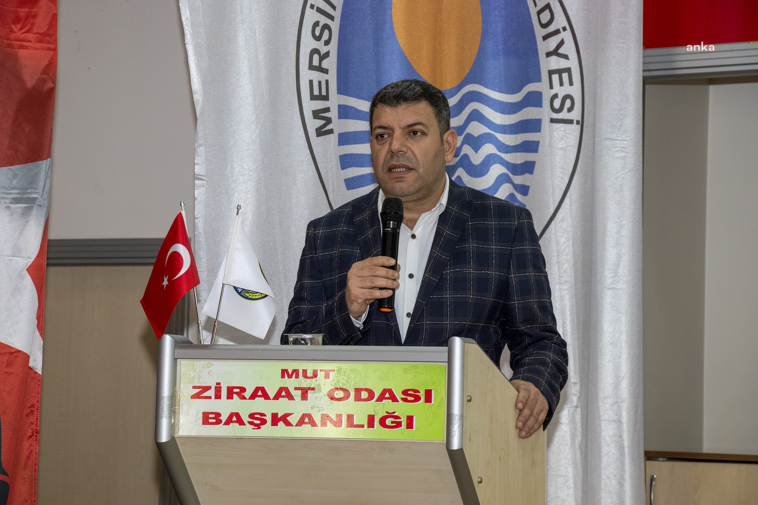 MERSİN BÜYÜKŞEHİR'DEN MUT’TAKİ ÜRETİCİLERE ANTEP FISTIĞI YETİŞTİRİCİLİĞİ EĞİTİMİ