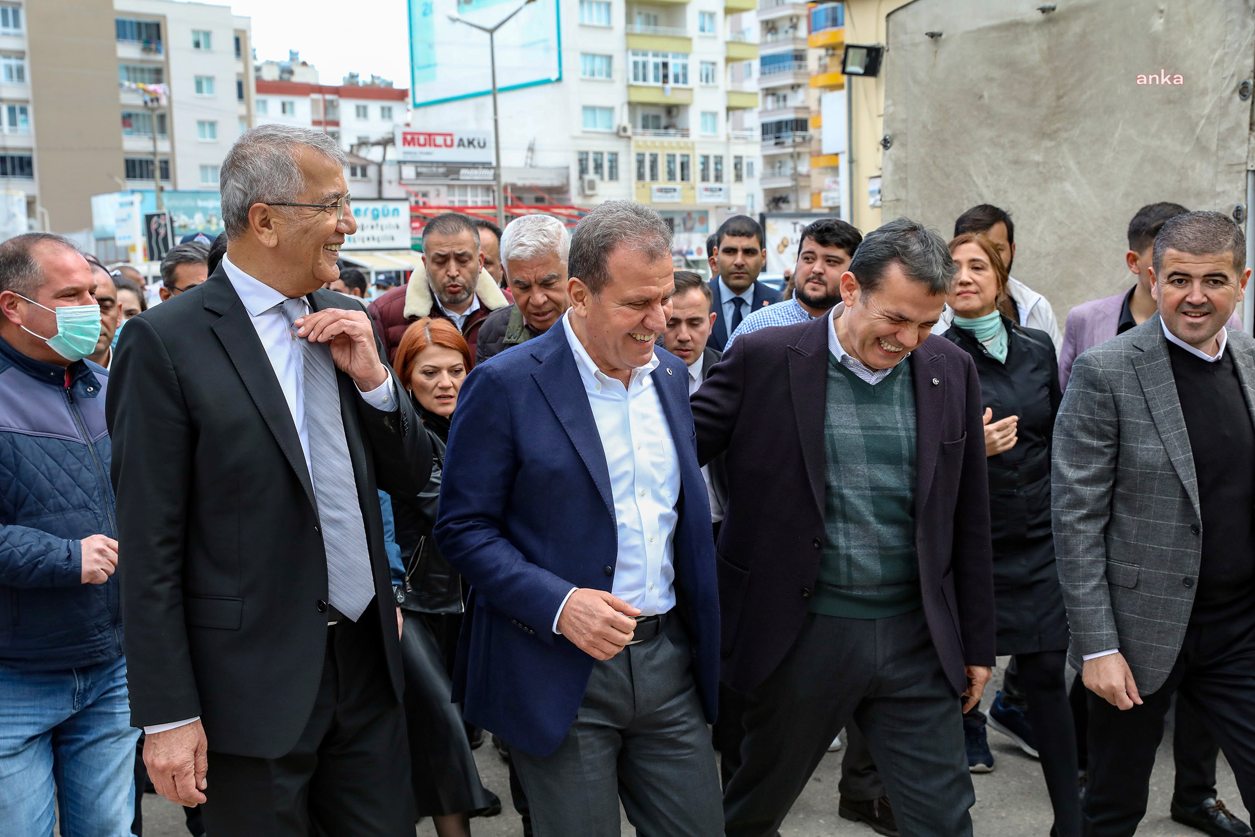 ÜÇ BAŞKAN, MEZİTLİ’DE ESNAF VE VATANDAŞLARLA BULUŞTU
