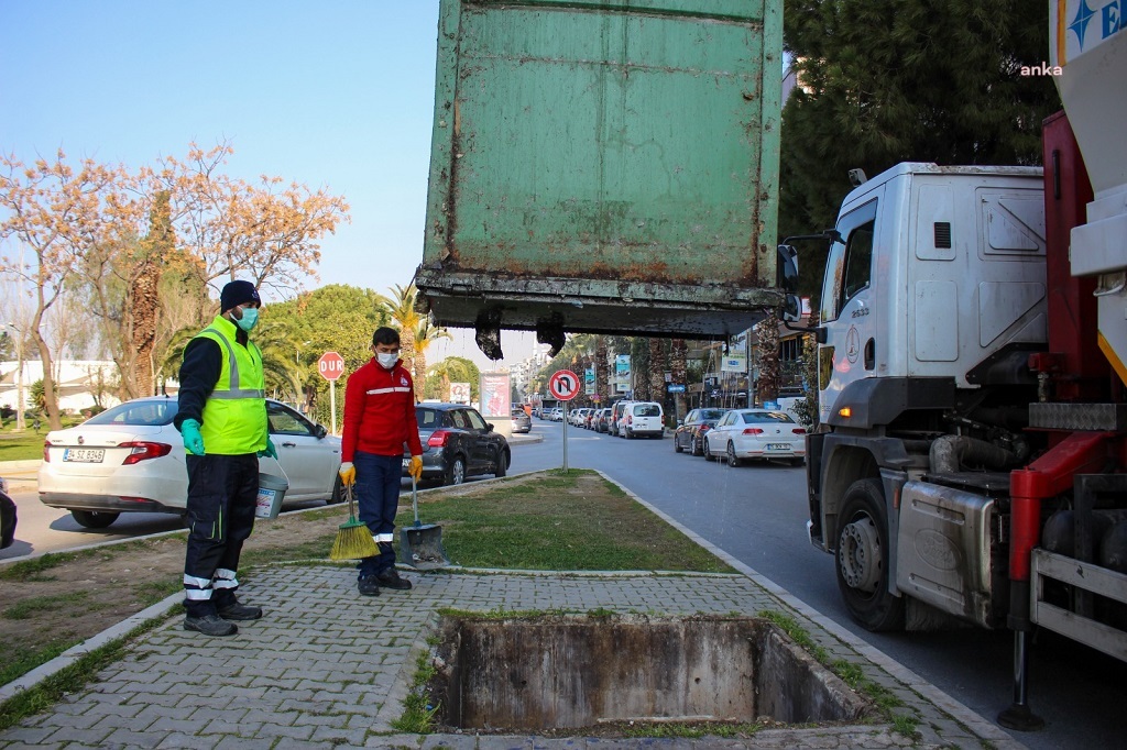 KARŞIYAKA’DA ÇÖP KONTEYNERLERİ YER ALTINA ALINIYOR