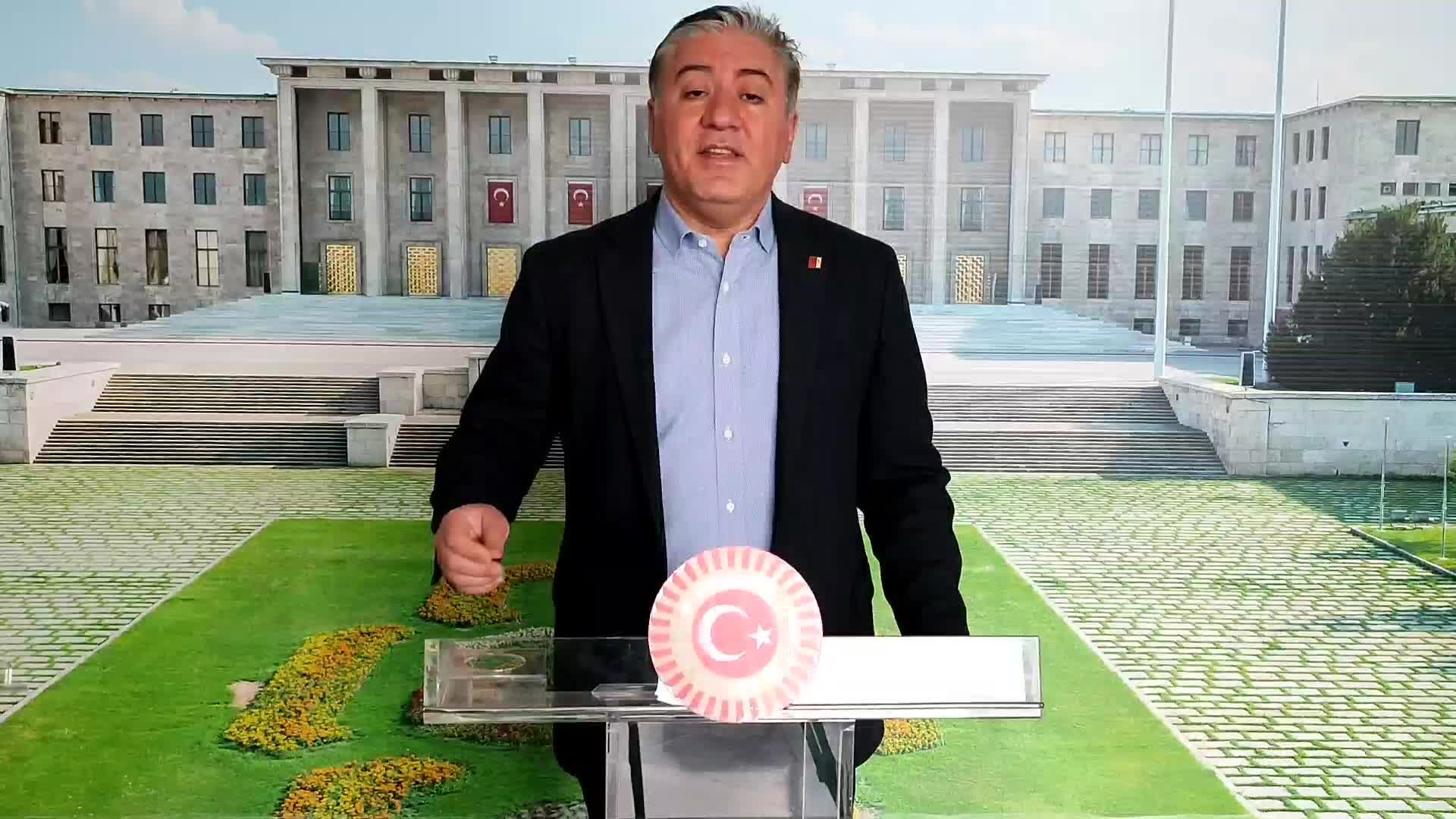 EMİR, CUMHURBAŞKANLIĞI'NDAKİ PCR ZORUNLULUĞUNU DEĞERLENDİRDİ: "KENDİLERİ OLUNCA PCR, VATANDAŞA ‘HASTALANIRSA HASTALANSIN' DİYORLAR"
