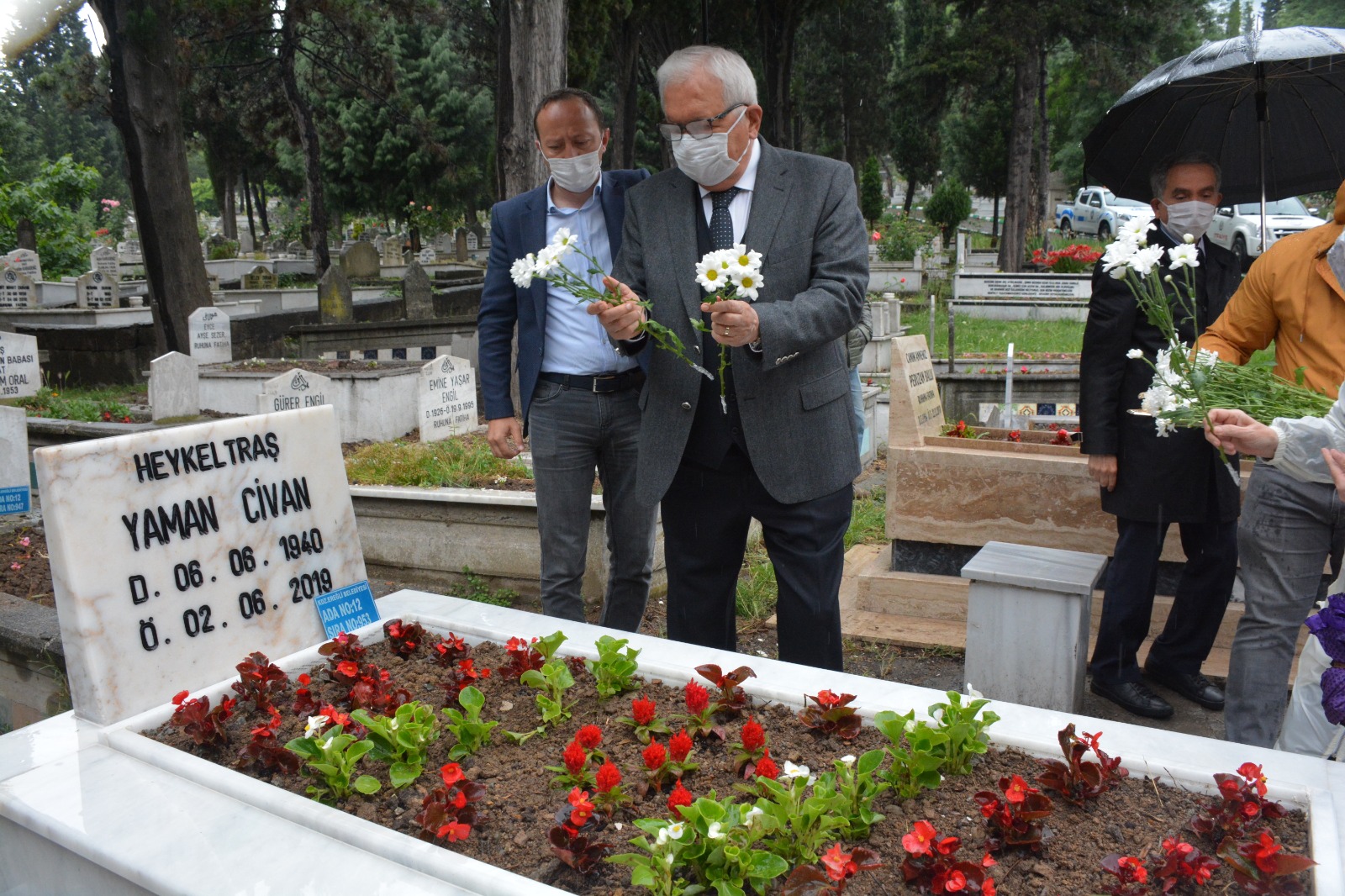 YAMAN CİVAN, MEZARI BAŞINDA ANILDI