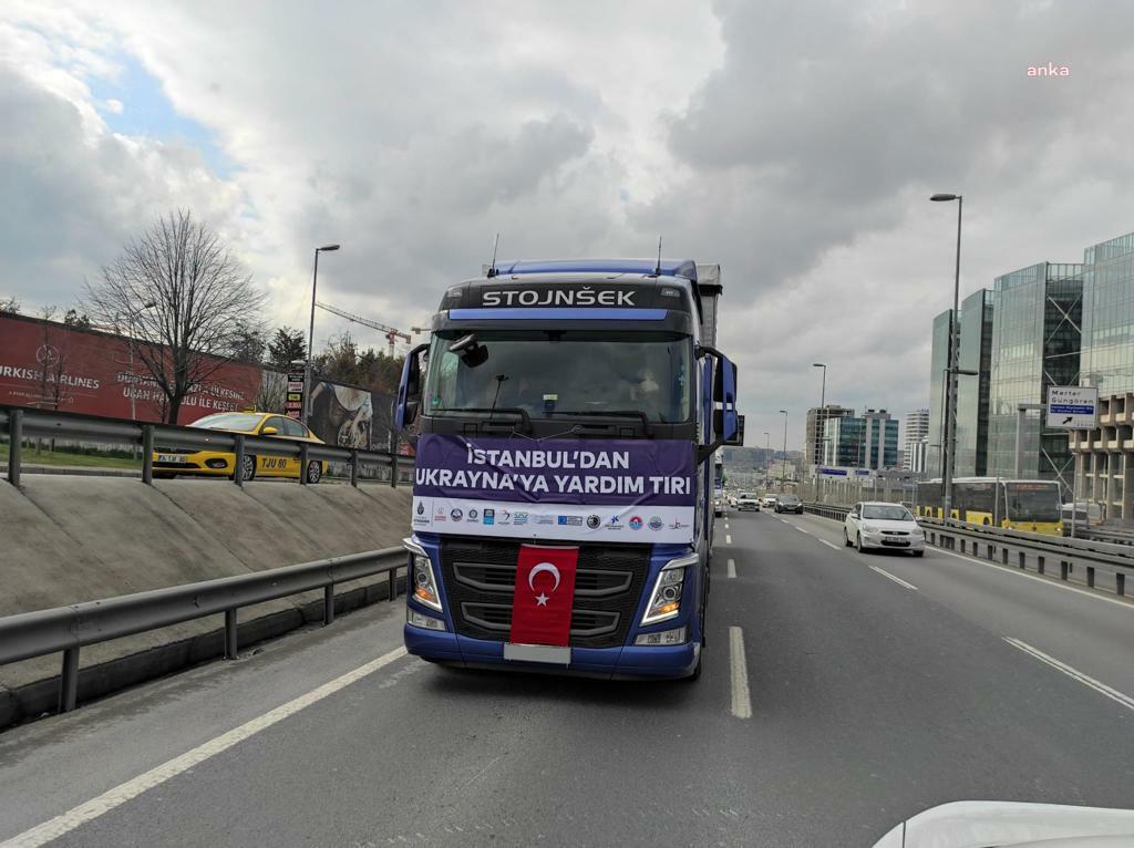 İBB, ROMANYA SINIRINDAKİ UKRAYNALI SIĞINMACILARA YARDIM GÖNDERDİ