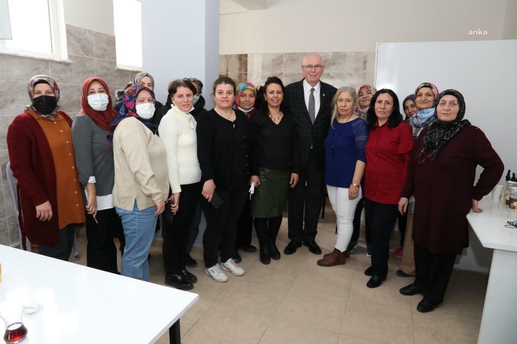 ODUNPAZARI BELEDİYE BAŞKANI KURT, IHLAMURKENT VE YENİDOĞAN’DA KADINLARLA BULUŞTU