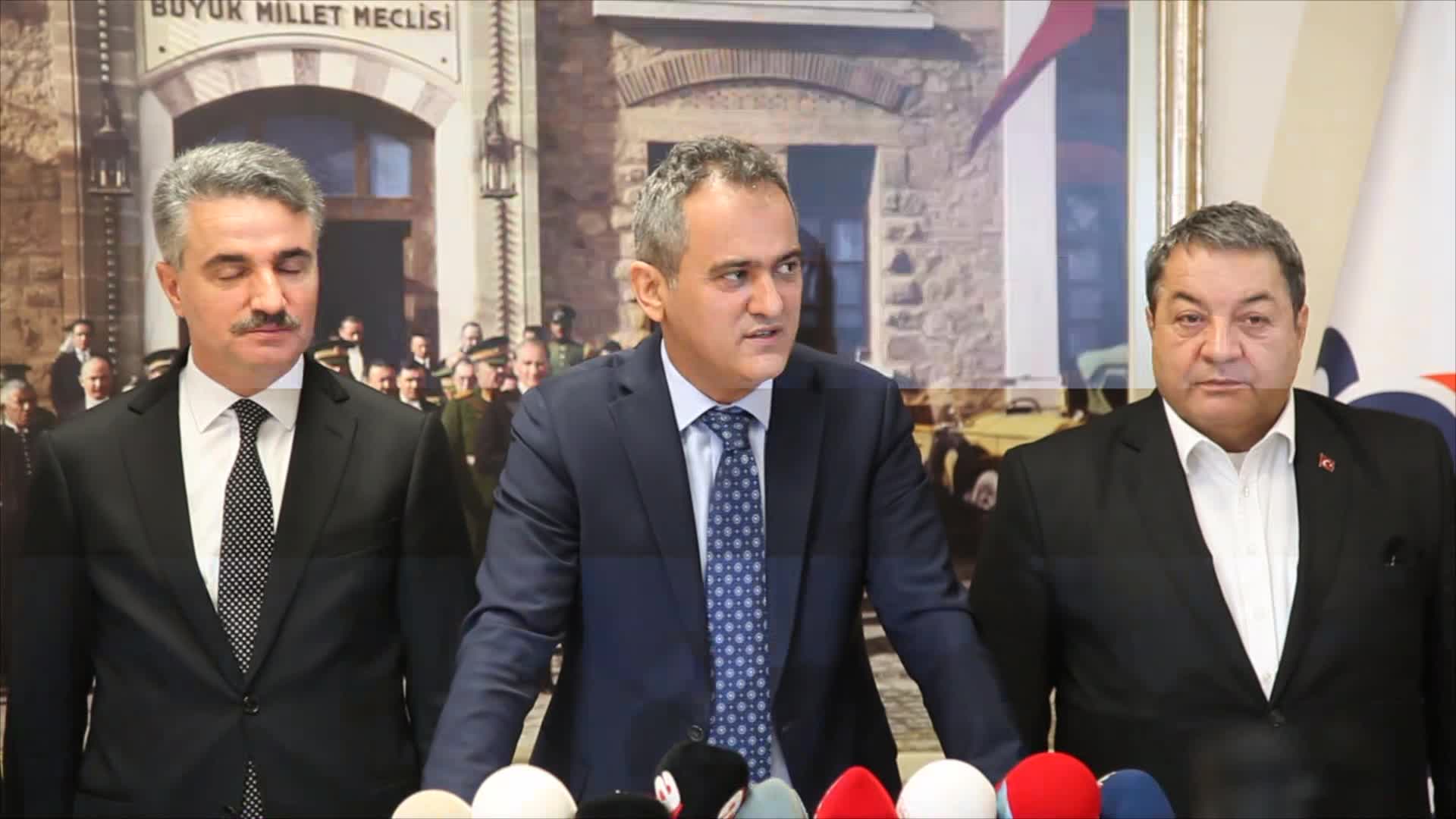 MİLLİ EĞİTİM BAKANI ÖZER: "MALATYA'YA 2022 YILINDAKİ YATIRIM BÜTÇESİNİ 1 MİLYAR 547 MİLYONA ÇIKARTMIŞ OLUYORUZ"