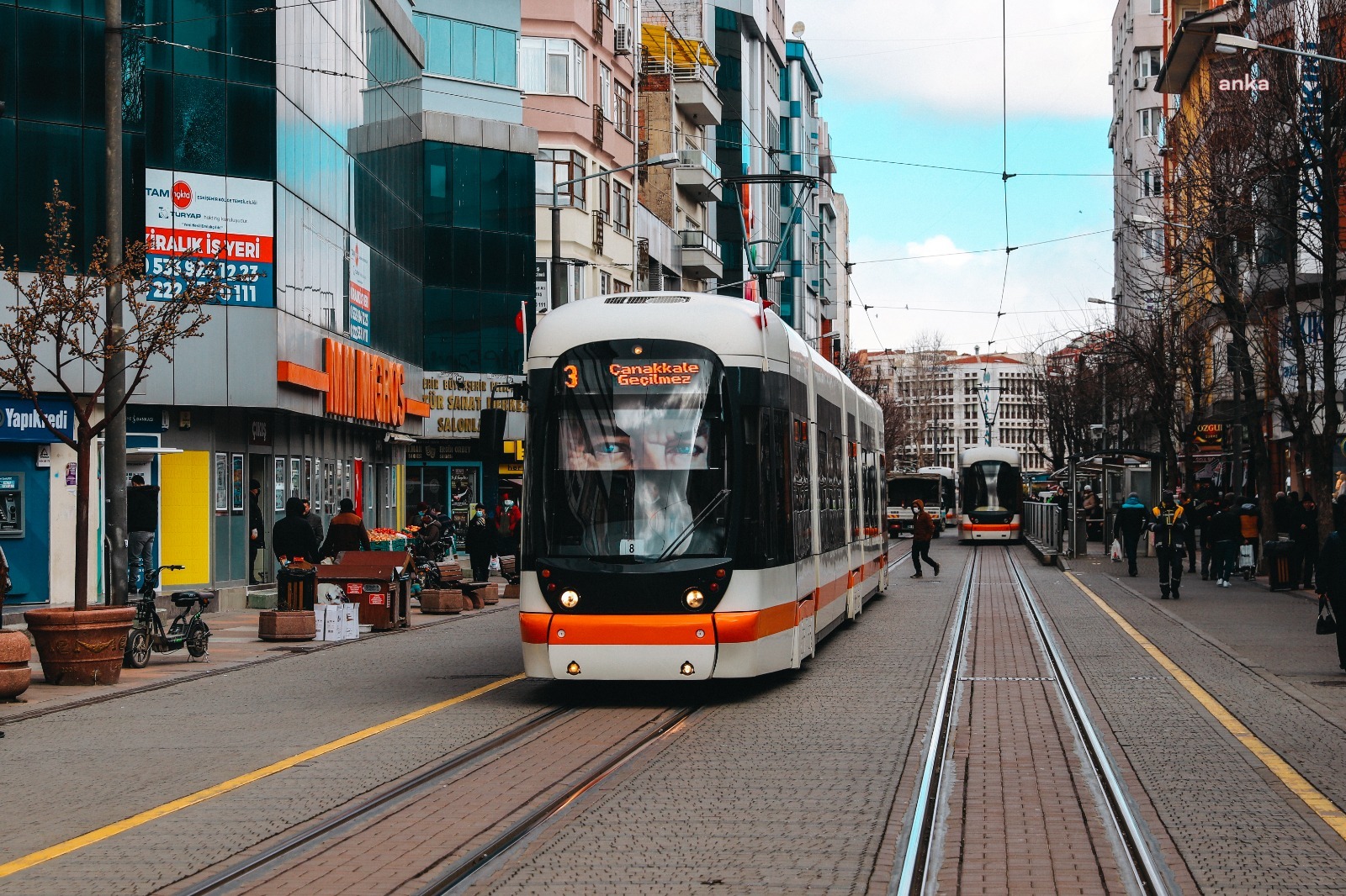 ESKİŞEHİR BÜYÜKŞEHİR'DEN 18 MART İÇİN TRAMVAYLARA ÖZEL DÜZENLEME