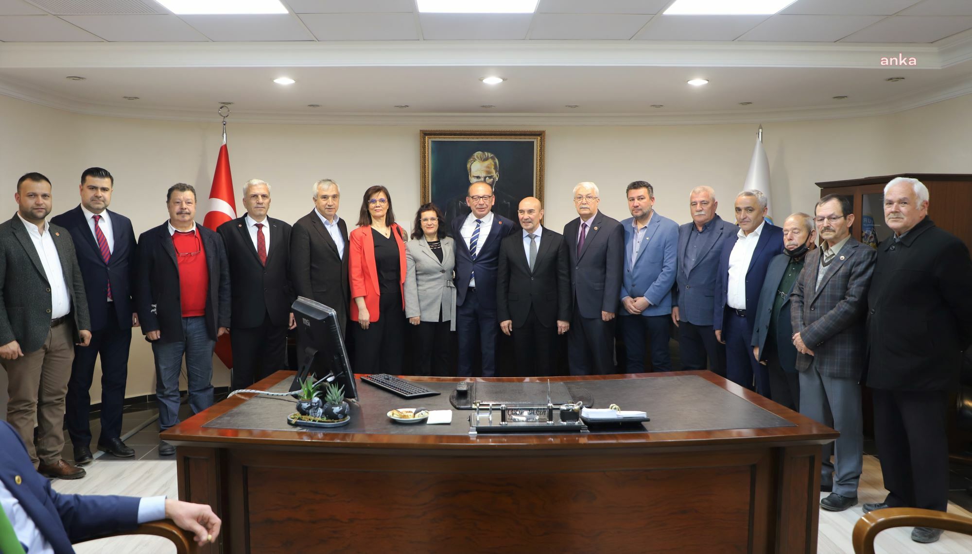 TUNÇ SOYER VE ÇETİN AKIN, İKİ BELEDİYENİN YAPACAĞI ORTAK PROJELERİ GÖRÜŞTÜ
