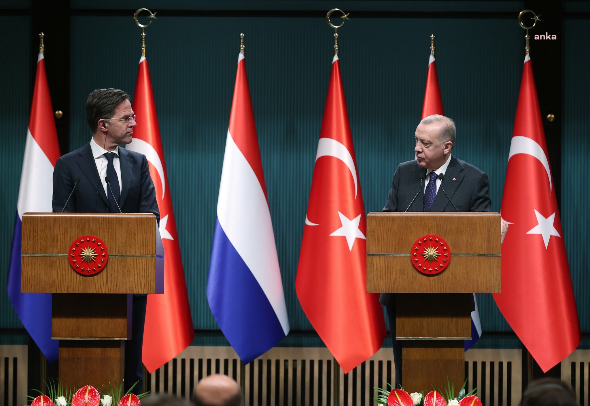 CUMHURBAŞKANI ERDOĞAN: AB’NİN ÇIKAR HESAPLARINA TESLİM OLMADAN ÜYELİK FASLINI AÇMASINI BEKLİYORUZ