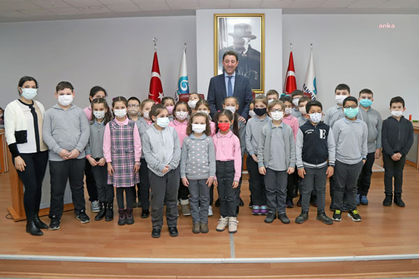 KÜÇÜK ÖĞRENCİLERDEN, BANDIRMA BELEDİYESİ'NE ZİYARET