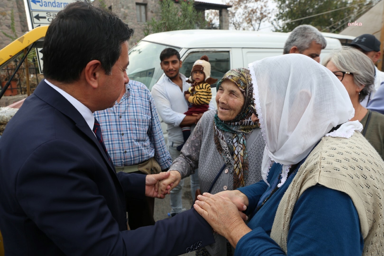 BODRUM'DA 65 YAŞ ÜSTÜ VATANDAŞLAR, YAŞLILARA SAYGI HAFTASINDA FİLM İZLEDİLER