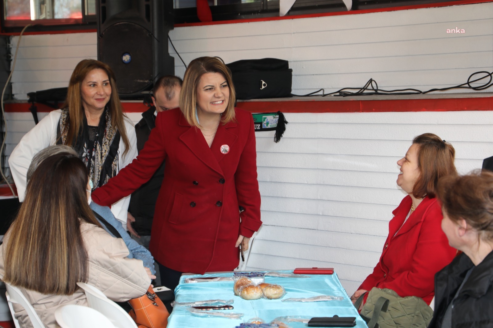 FATMA KAPLAN HÜRRİYET, “102 KADIN 102 BAKIŞ” PROGRAMINDA KADINLARLA BİR ARAYA GELDİ