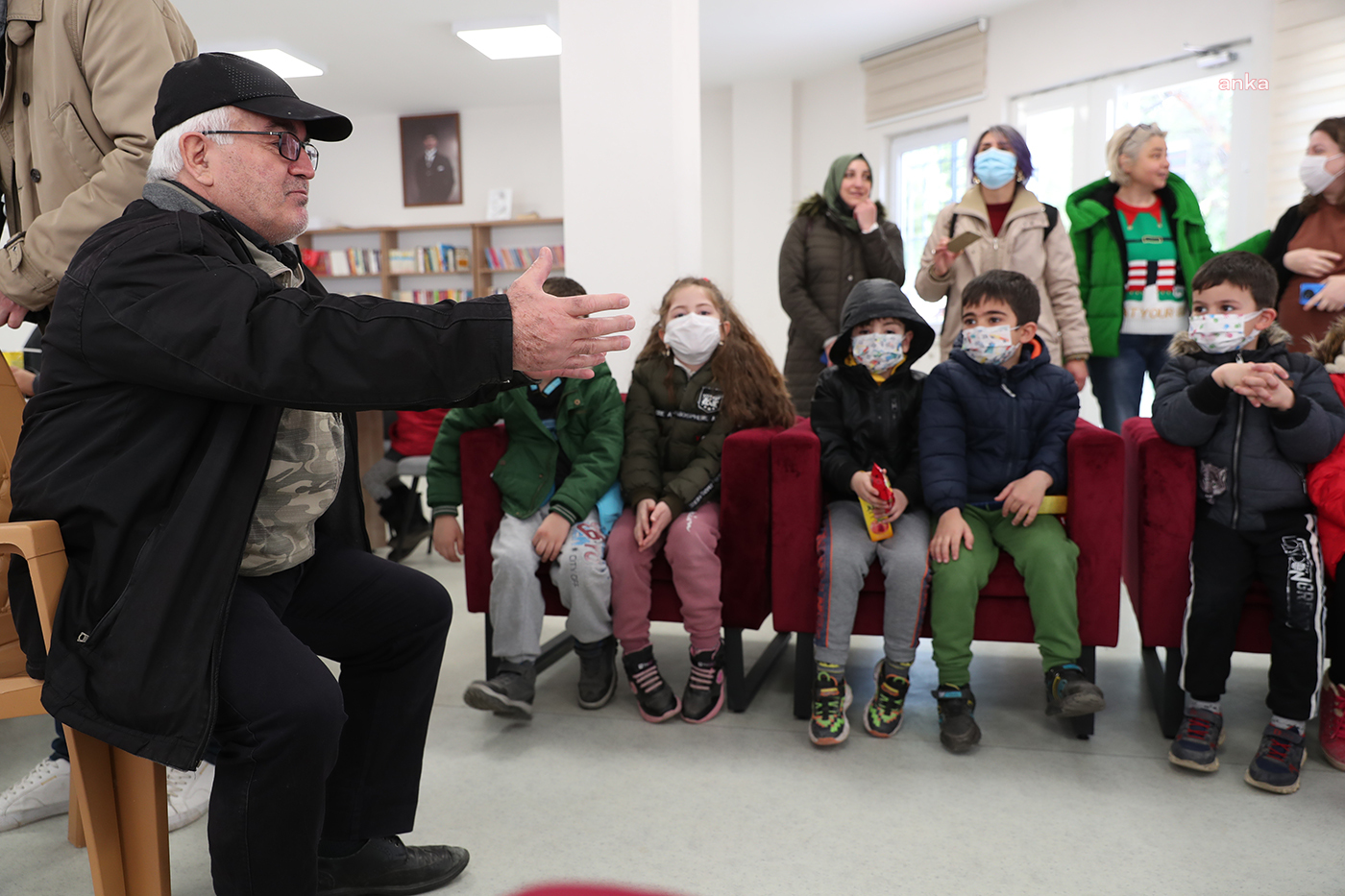 MERKEZEFENDİLİ ÇOCUKLARDAN YAŞLILARA SAYGI HAFTASI’NDA ANLAMLI ZİYARET