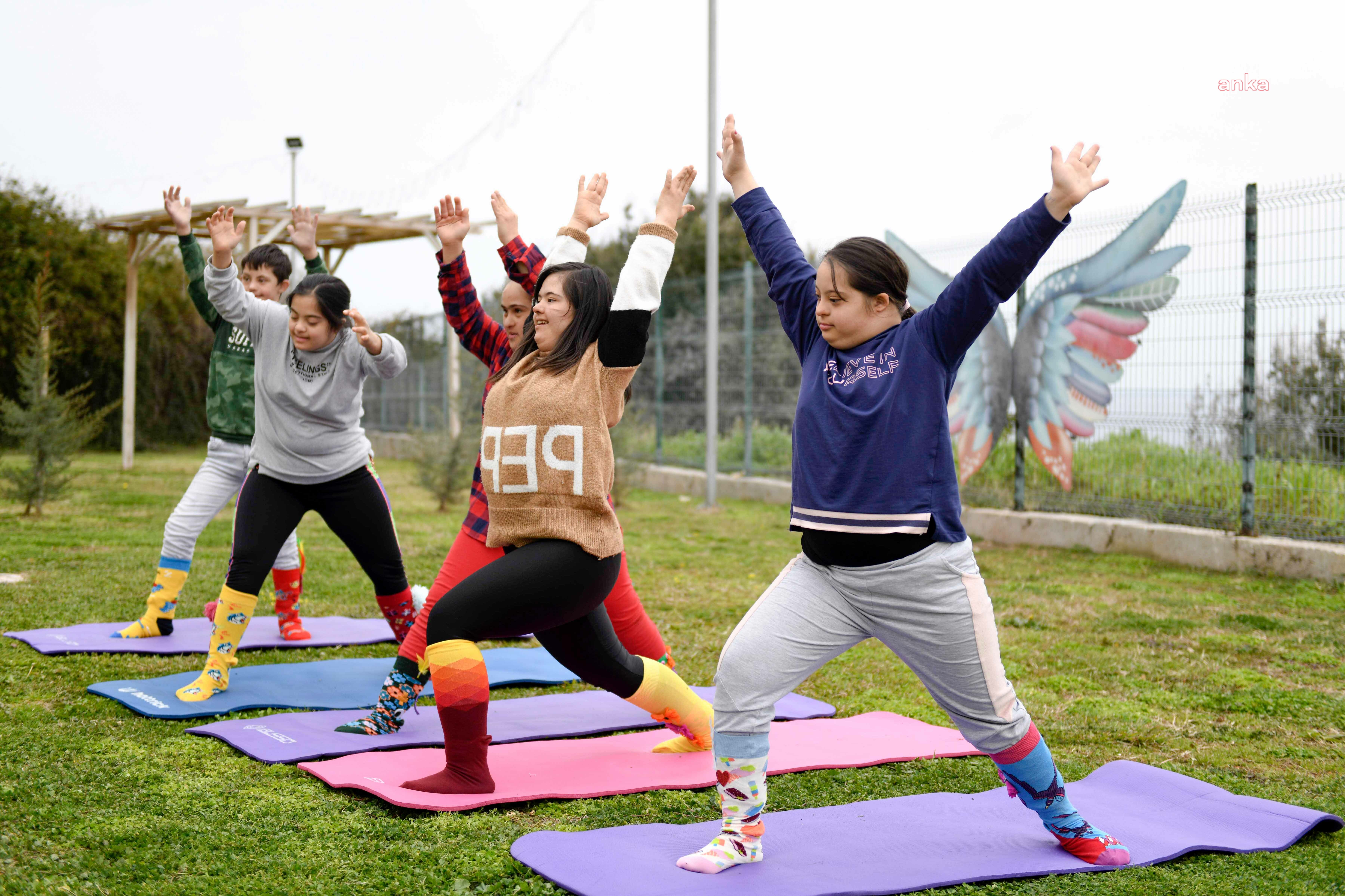 MURATPAŞA'DA DOWN SENDROMLU ÇOCUKLARA YOGA KURSU