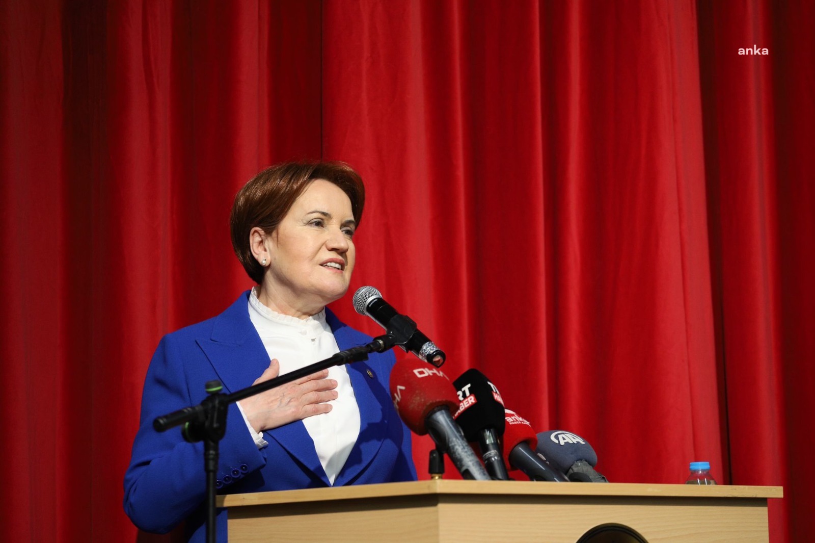 MERAL AKŞENER DÜNYA TİYARO GÜNÜ’NÜ KUTLADI