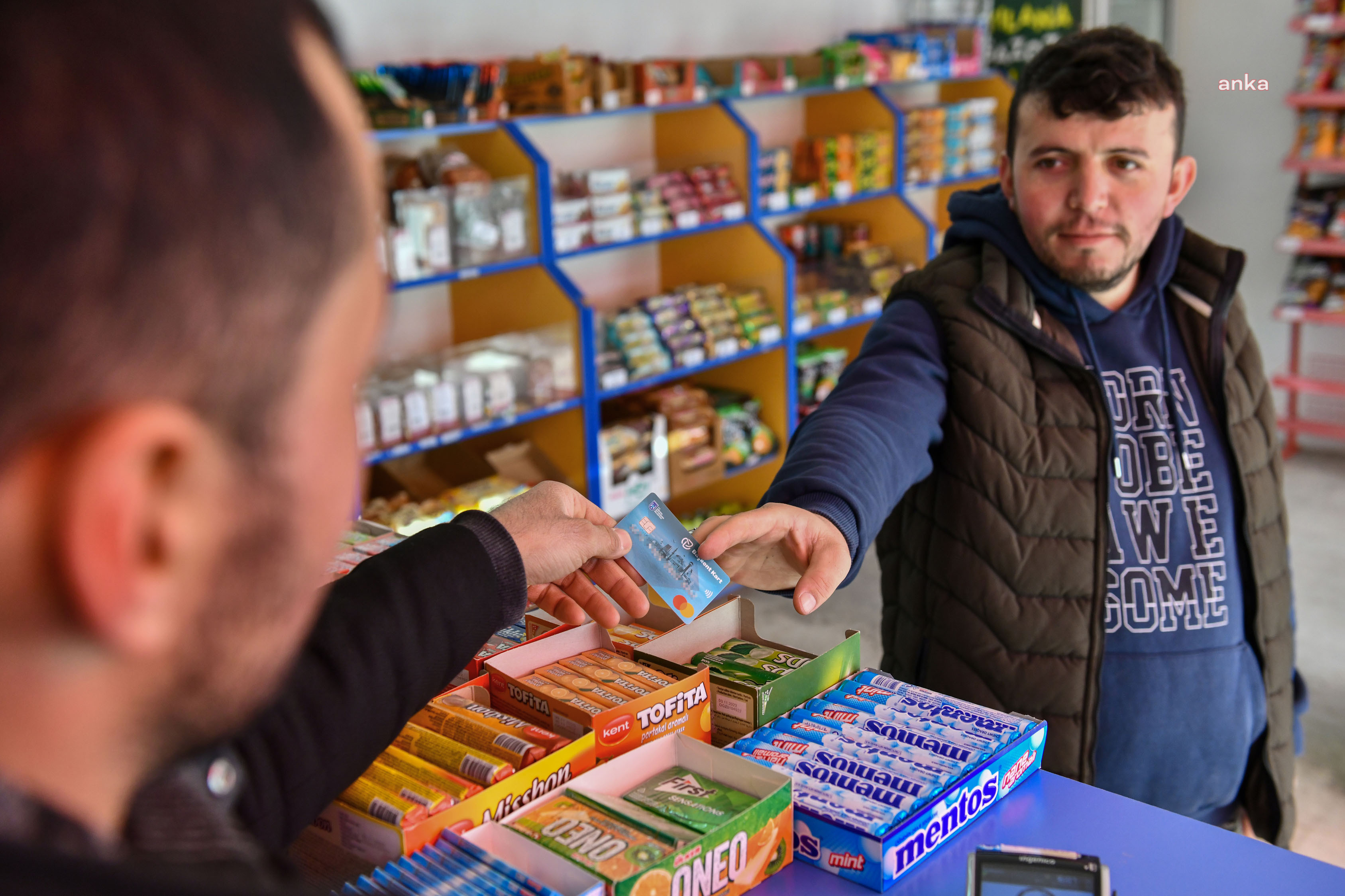 BAŞKENTTE TARLALAR, ANKARA BÜYÜKŞEHİR BELEDİYESİ’NİN MAZOT DESTEĞİ İLE SÜRÜLÜYOR