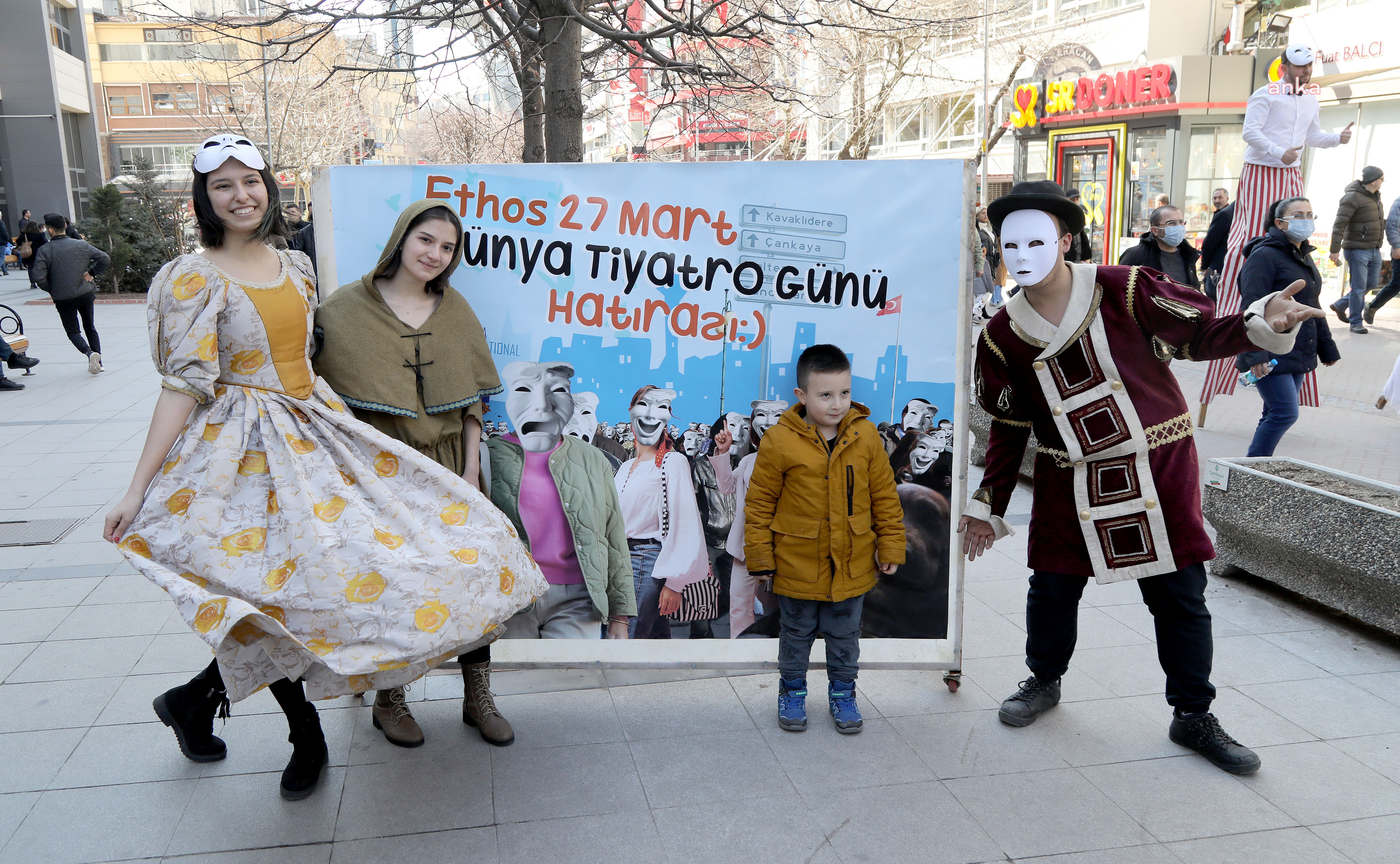 ÇANKAYA'DA 27 MART DÜNYA TİYATROLAR GÜNÜ’NE RENKLİ KUTLAMA