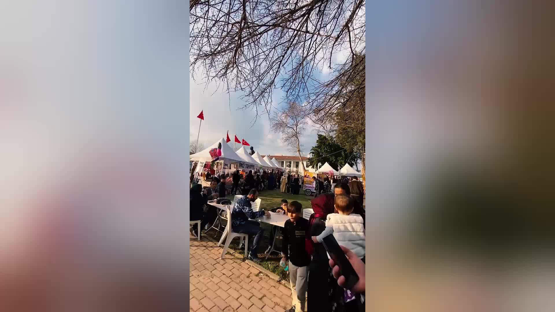 CEYHAN’DA KARNAVAL, KONSERLE SON BULDU