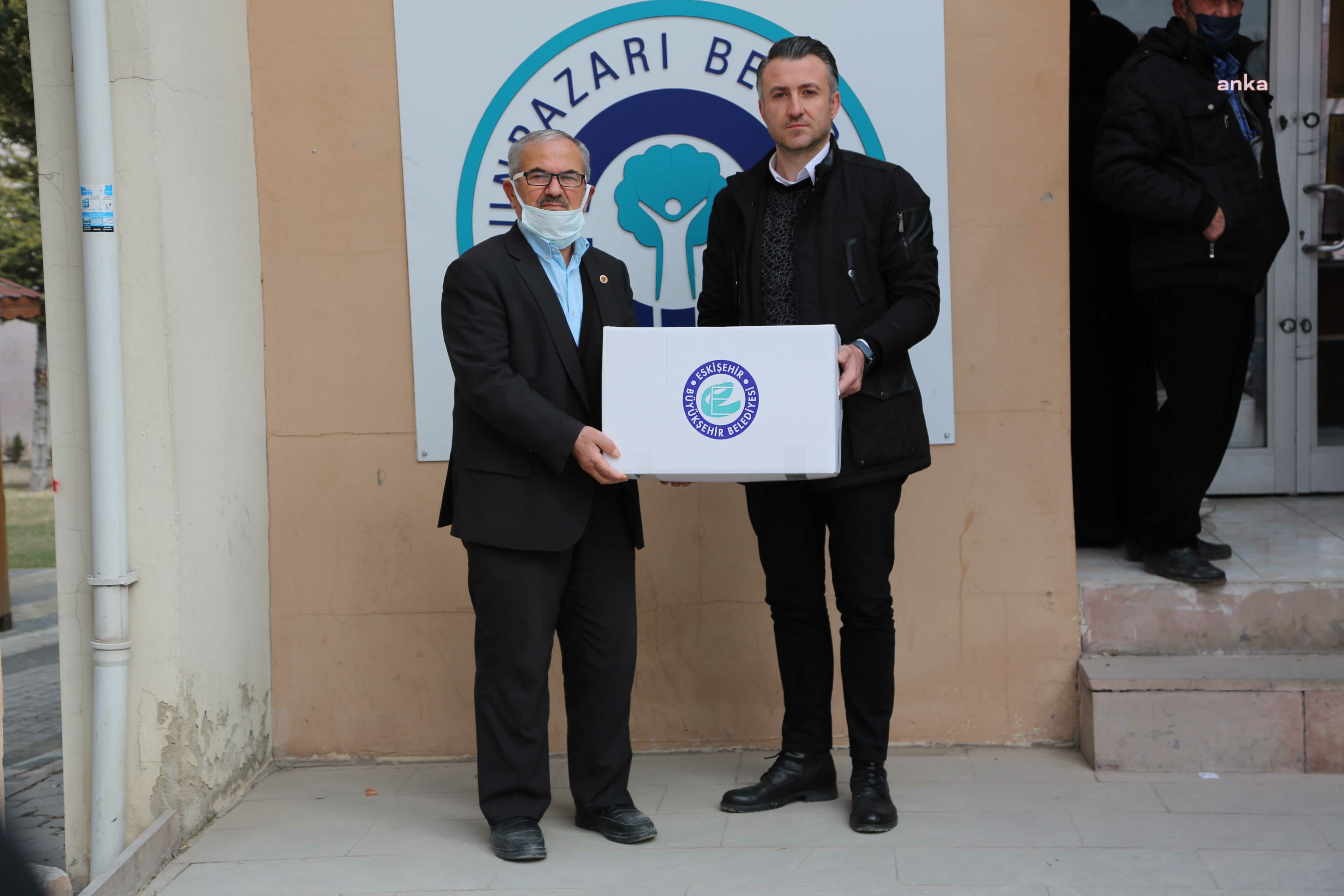 ESKİŞEHİR'DE ERZAK KOLİLERİ, RAMAZAN AYINDA DA İHTİYAÇ SAHİPLERİNE ULAŞMAYA DEVAM EDECEK