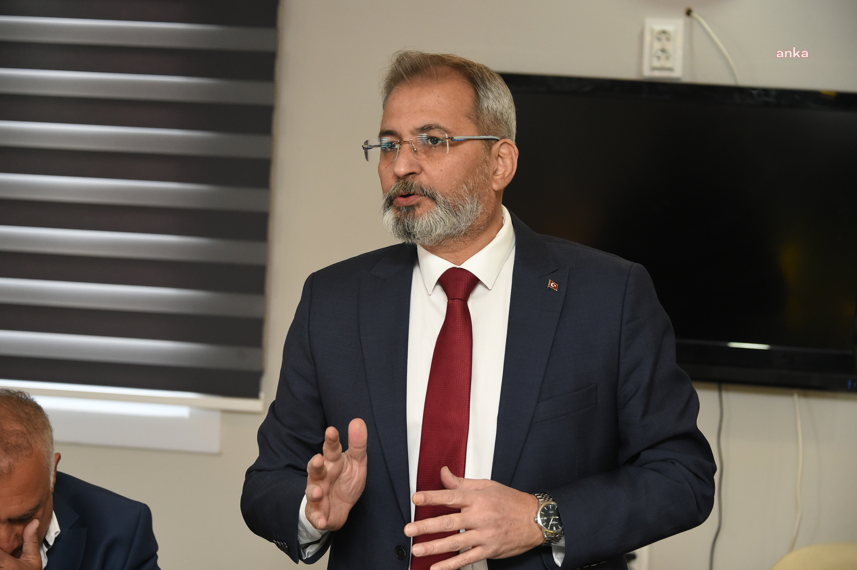 BELEDİYE BAŞKANI BOZDOĞAN'DAN TARSUS İDMAN YURDU'NA TAM DESTEK