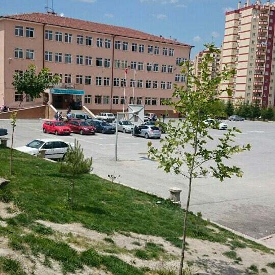 KAYSERİ'DE 220 ÖĞRENCİ NEVRUZ PİLAVINDAN ZEHİRLENDİ