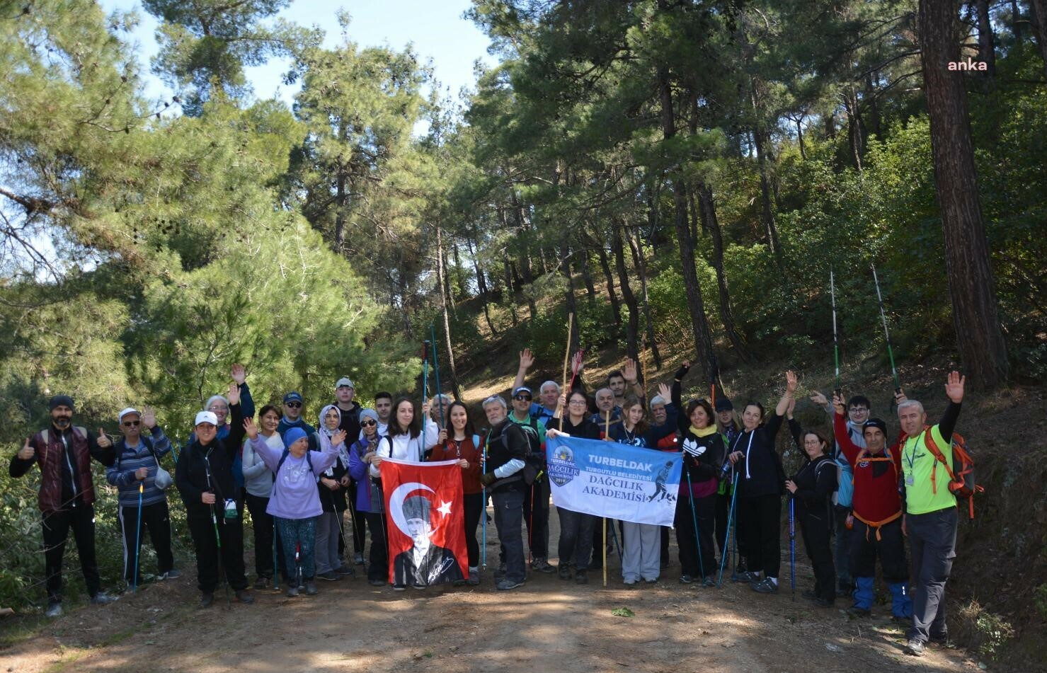 TURGUTLU BELEDİYESİ DAĞCILIK AKADEMİSİ HAFTA SONU ÇIKRIKÇI-SİVRİTEPE-GÜRLEVİK PARKURUNDAYDI