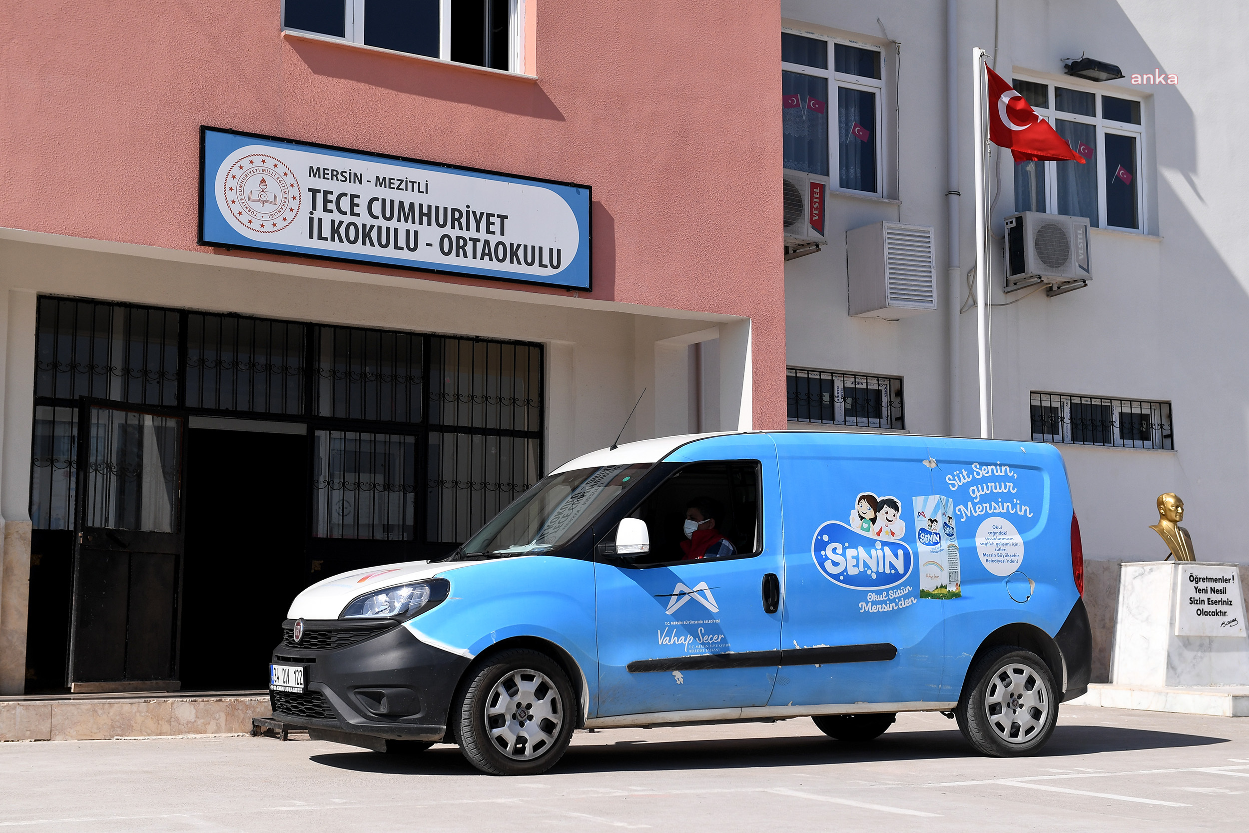 MERSİN BÜYÜKŞEHİR'İN “SÜT SENİN GURUR MERSİN’İN” PROJESİ DEVAM EDİYOR