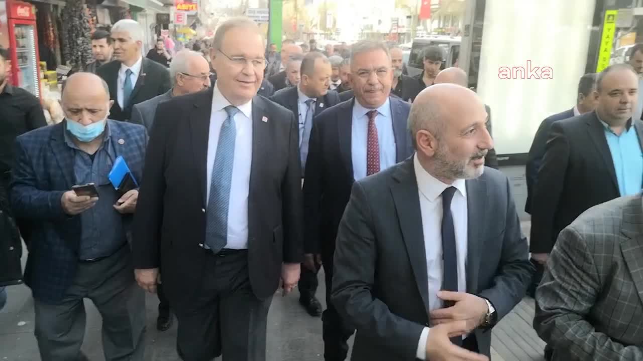 CHP’Lİ ÖZTUNÇ’TAN, CHP EKONOMİ MASASI ÜYELERİ İLE BİRLİKTE ZİYARET ETTİĞİ KAHRAMANMARAŞ ESNAFINA: “AKŞAM YATMADAN ÖNCE HERKES MANDA YOĞURDU YESİN…”