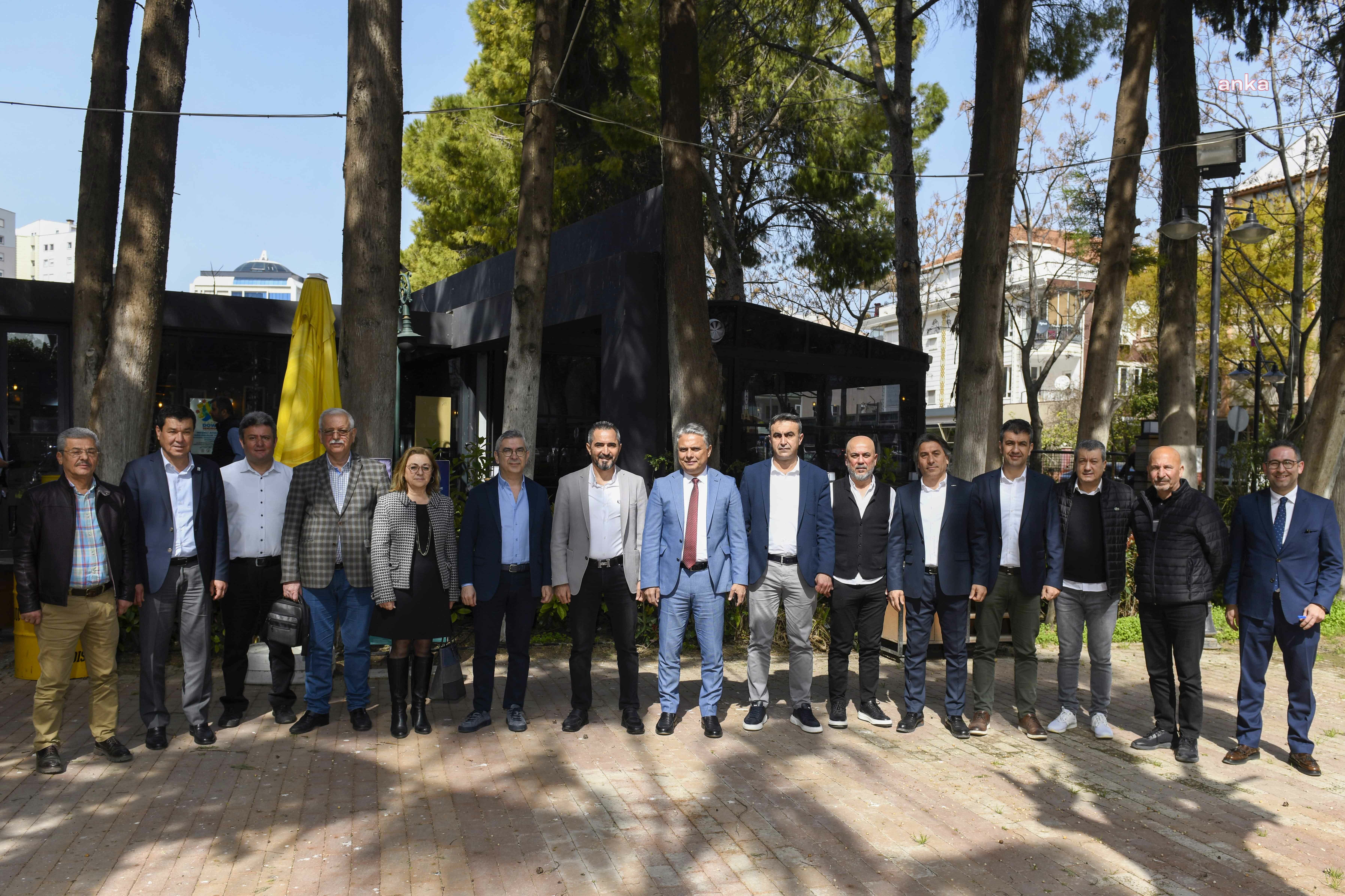 ADALYA VAKFI’NDAN ÖĞRENCİLERE MADDİ DESTEK