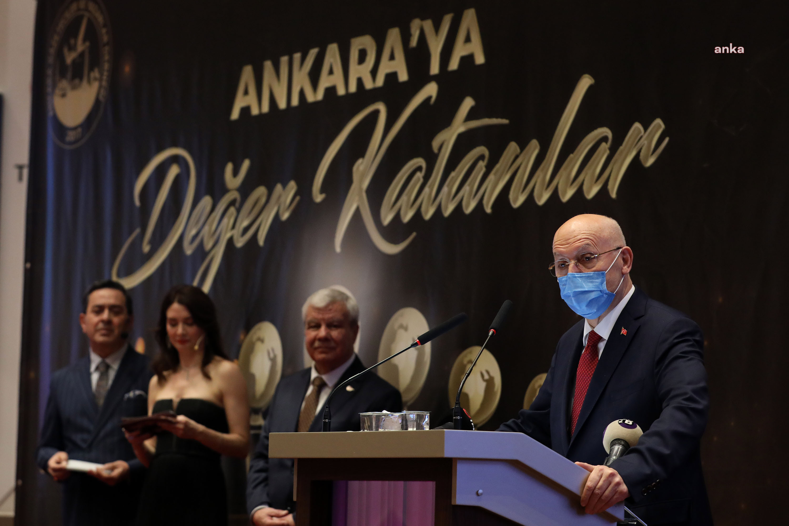 YENİMAHALLE’YE 'SOSYAL BELEDİYECİLİK' ÖDÜLÜ