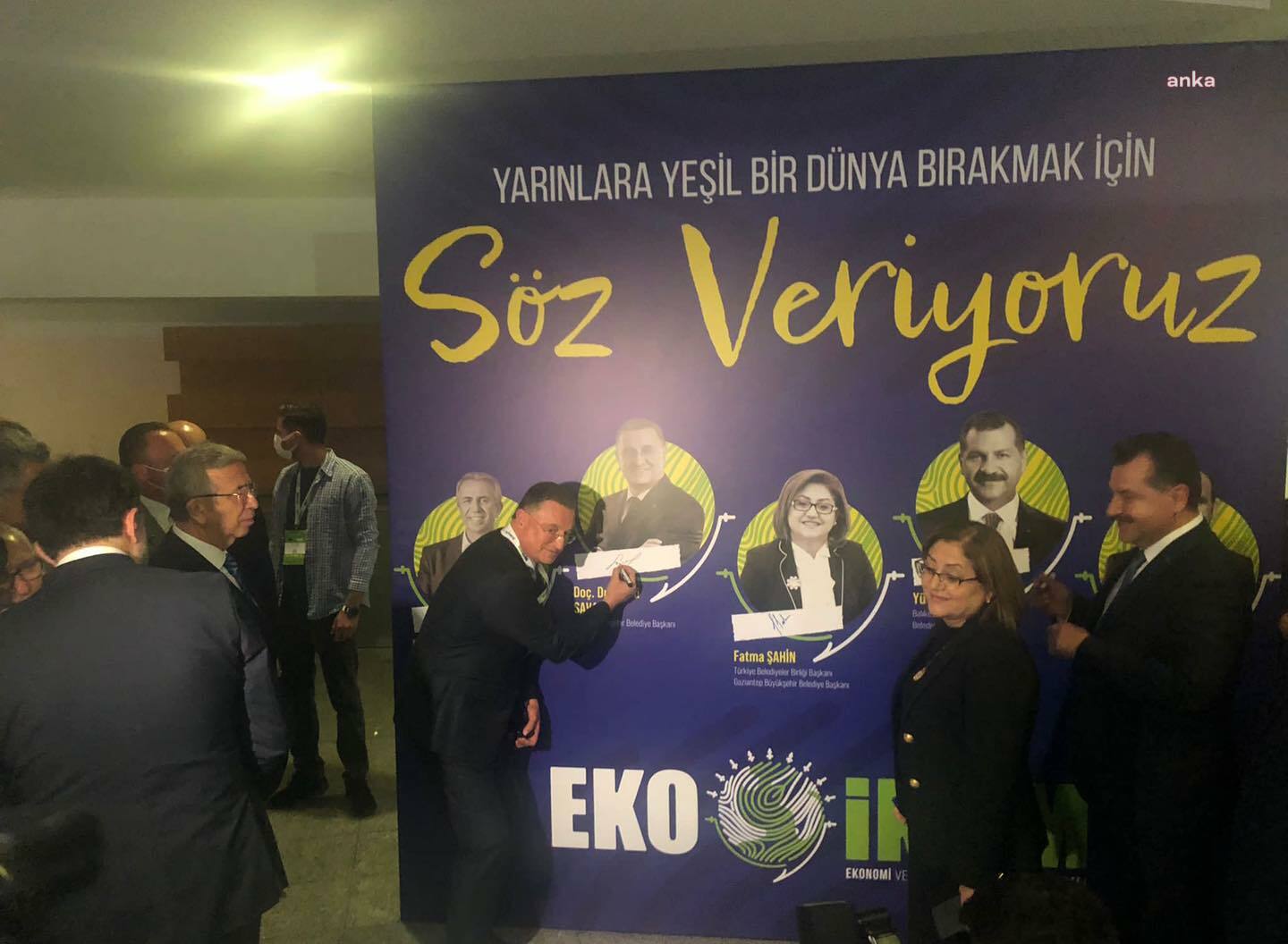 HATAY BÜYÜKŞEHİR BELEDİYE BAŞKANI LÜTFÜ SAVAŞ: HER HAREKETİMİZLE ÖRNEK OLMAK ZORUNDAYIZ