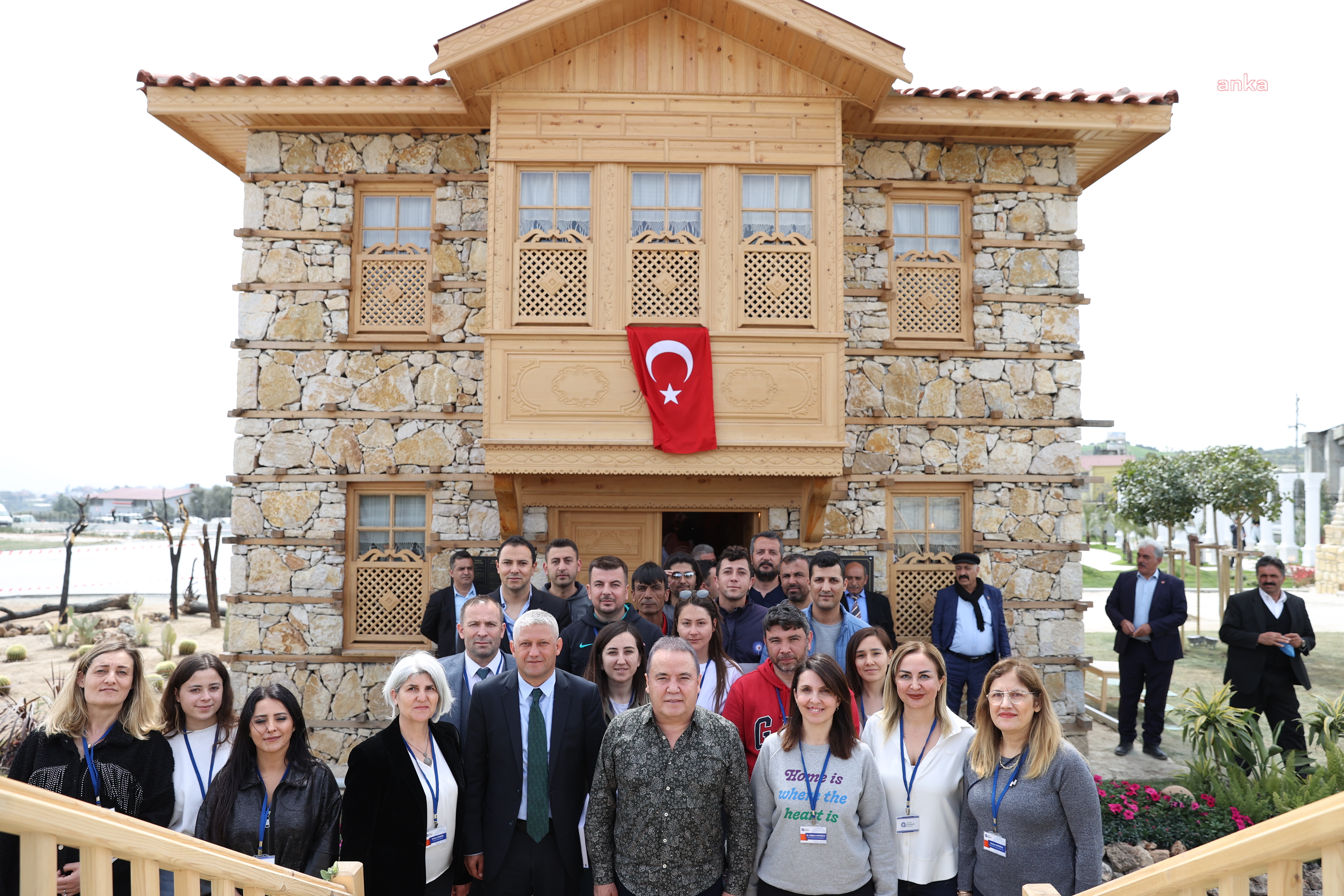 MUHİTTİN BÖCEK, EXPO 2021 HATAY’DA AÇILIŞ ÖNCESİ ANTALYA BAHÇESİ’Nİ GEZDİ