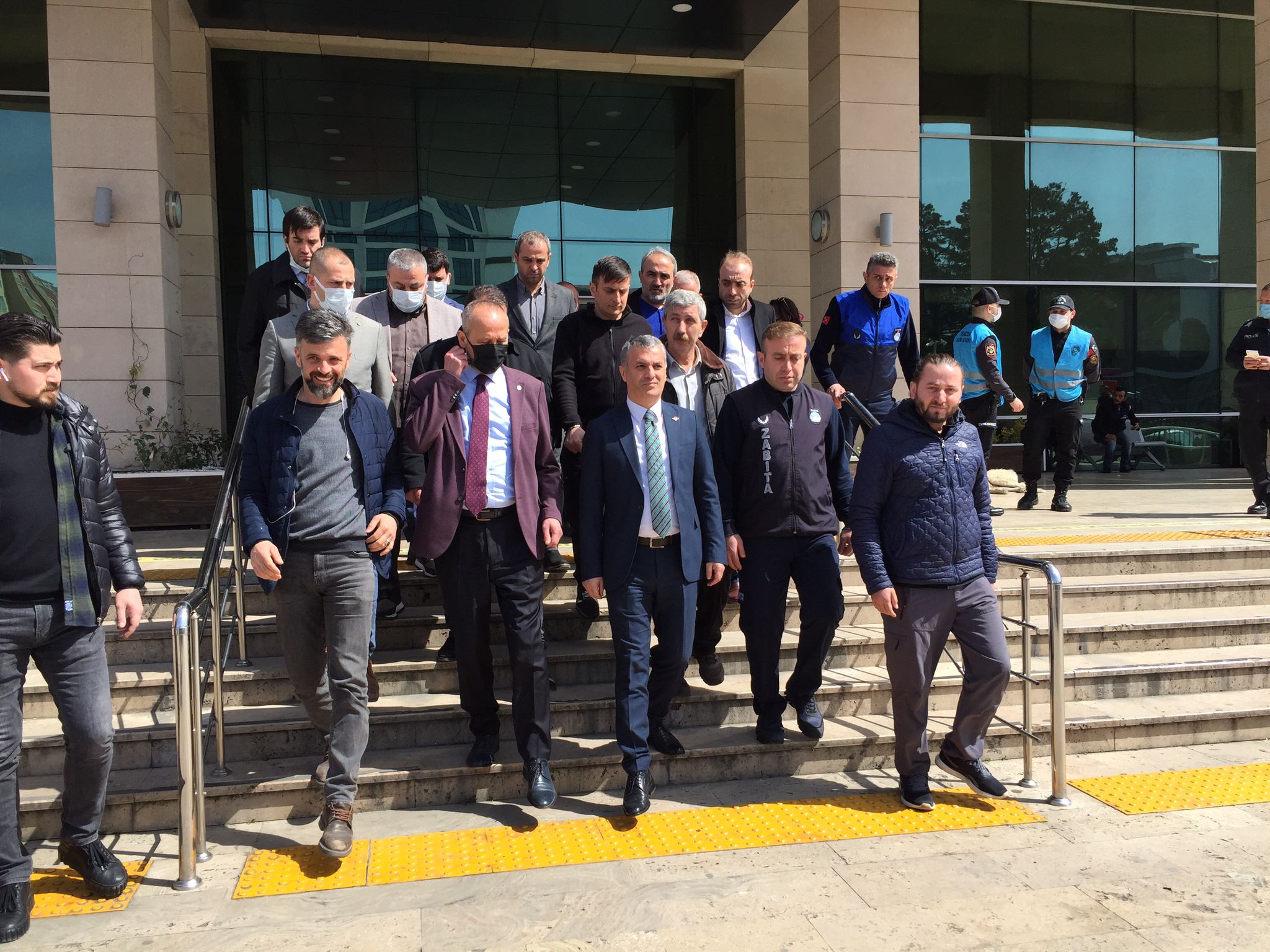 YOMRA BELEDİYE BAŞKANI BIYIK: "HER ZAMAN İNDİĞİM YERDE İNSEYDİM SALDIRI GERÇEKLEŞECEKTİ"