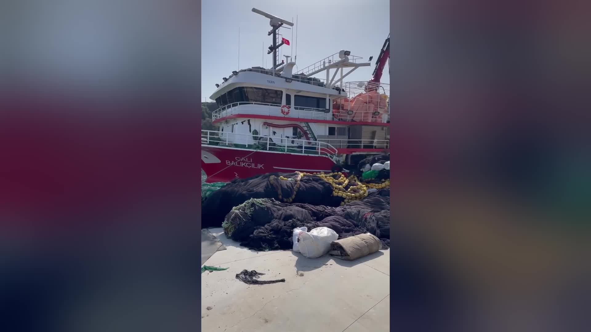 ÇANAKKALE'DE MALİYET ARTIŞINA DAYANAMAYAN BALIKÇILAR SEZONU ERKEN KAPATTI