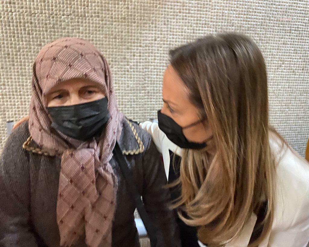 AYLİN NAZLIAKA: “MEZARDAKİ KADINLAR MAHKEMELERDE TEKRAR ÖLDÜRÜLÜYOR”