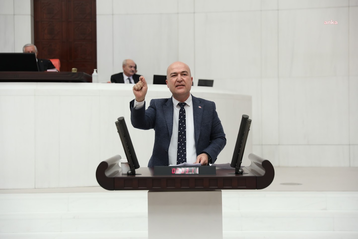 MURAT BAKAN'DAN 'SEÇİM YASASI' TEPKİSİ: "HİLE YAPIYORSUNUZ, HİLENİZDEN PERİŞAN OLACAKSINIZ"