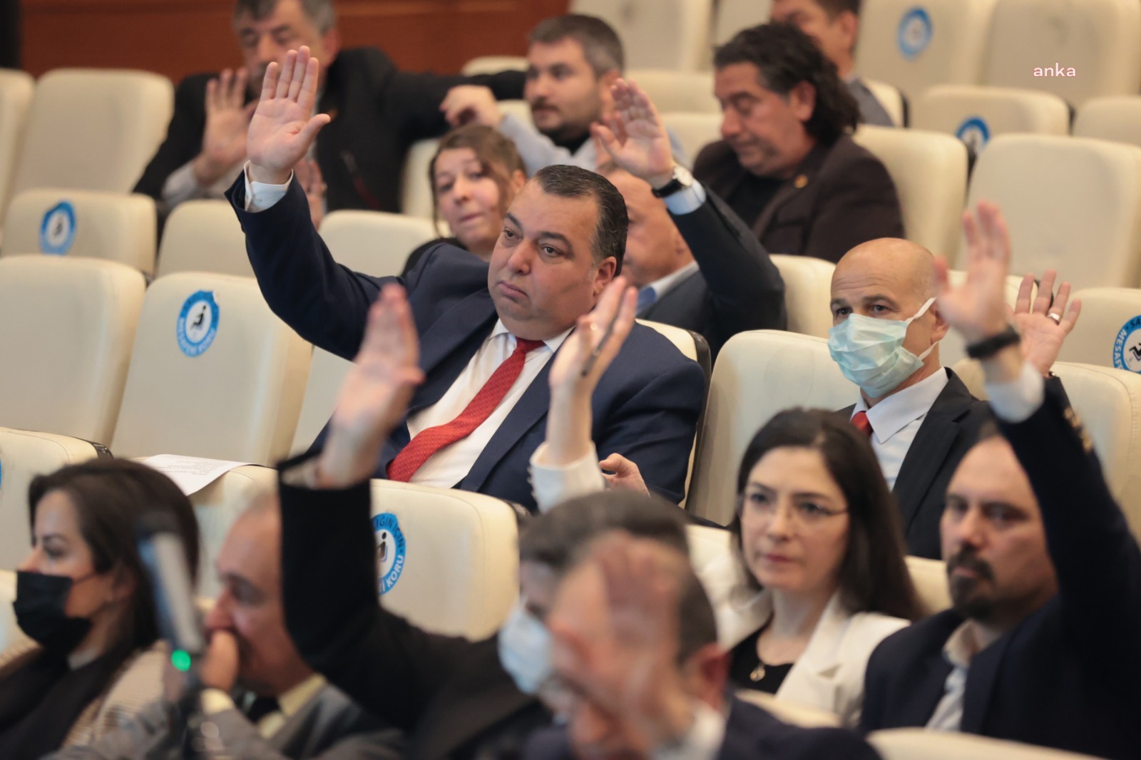 KONAK BELEDİYESİ’NİN YENİ BİNASI İÇİN KREDİ ONAYI ALINDI