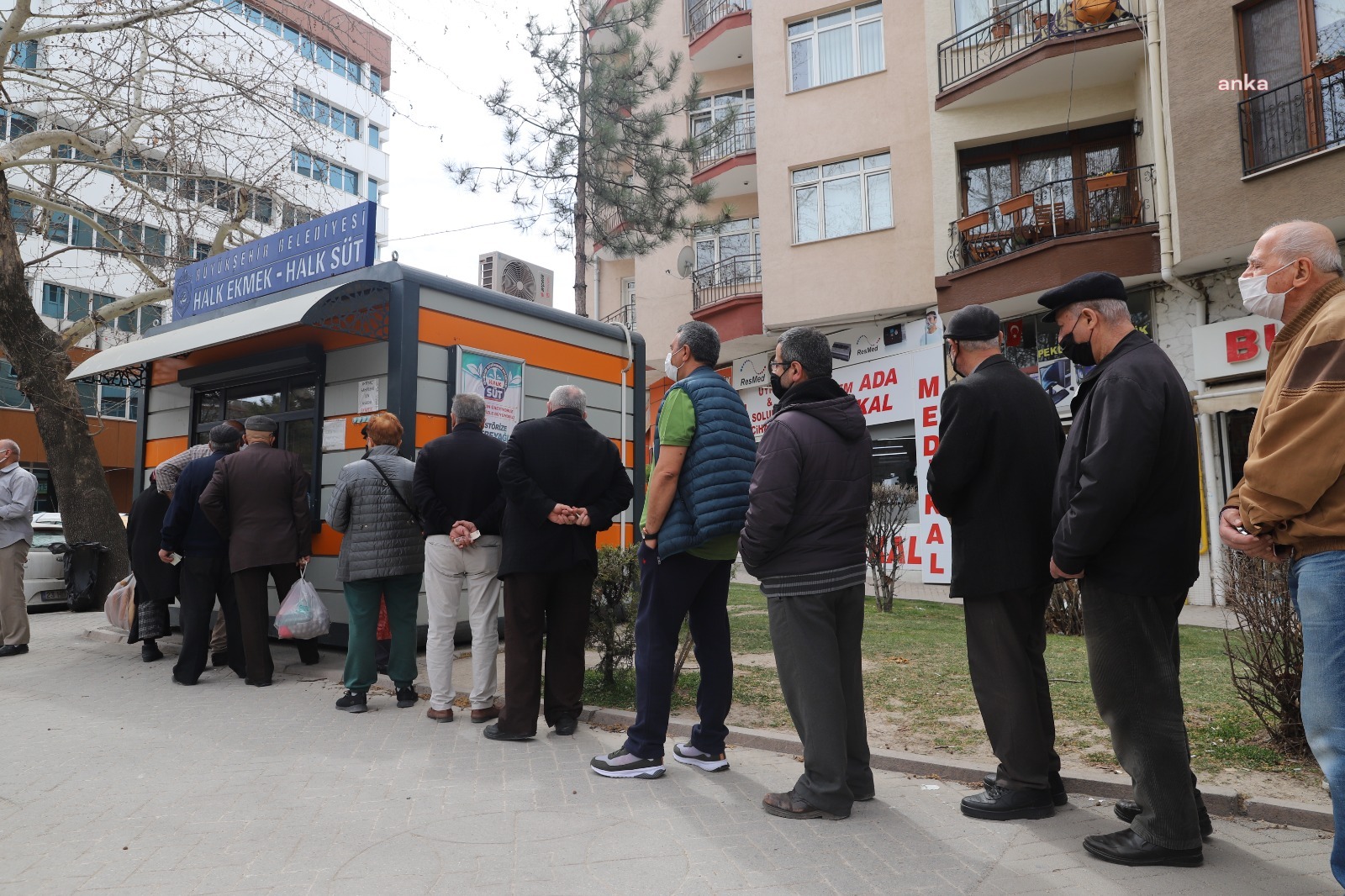 ESKİŞEHİR’DE ‘HALK PİDE’YE YOĞUN TALEP
