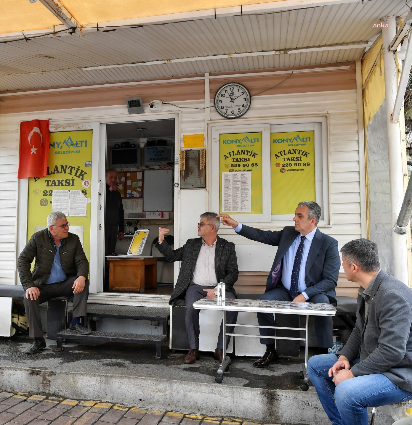 KONYAALTI BELEDİYE BAŞKANI SEMİH ESEN ESNAF ZİYARETLERİNE DEVAM EDİYOR