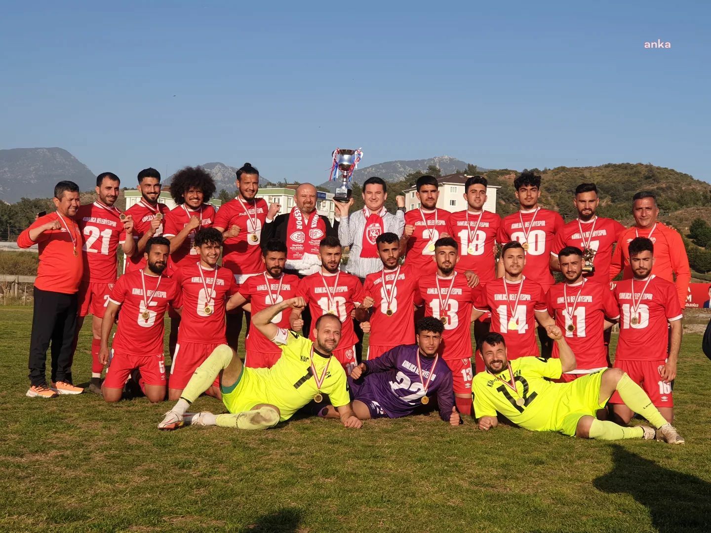 ANTALYA SÜPER AMATÖR FUTBOL LİGİ’NDE ŞAMPİYON KUMLUCA BELEDİYESPOR