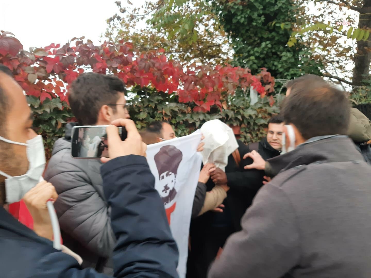 ABD PERSONELİNİN BAŞINA ÇUVAL GEÇİREN TGB’Lİ 17 KİŞİ HAKKINDA AYRI AYRI 14 YILA KADAR HAPİS CEZASI İSTENDİ