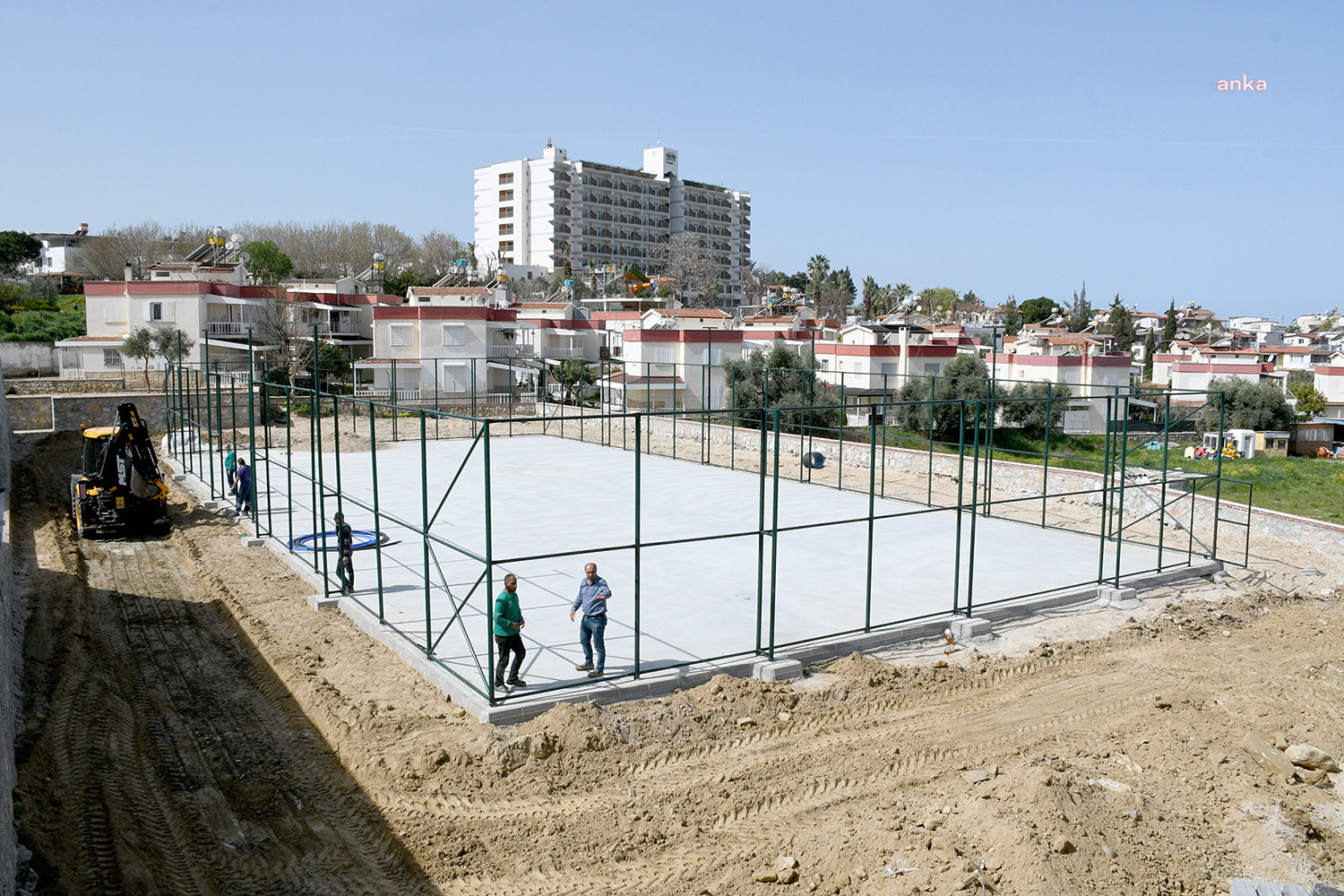 KUŞADASI ‘AVUKAT DOĞA TOKUÇUĞLU PARKI’NA YAKINDA KAVUŞACAK