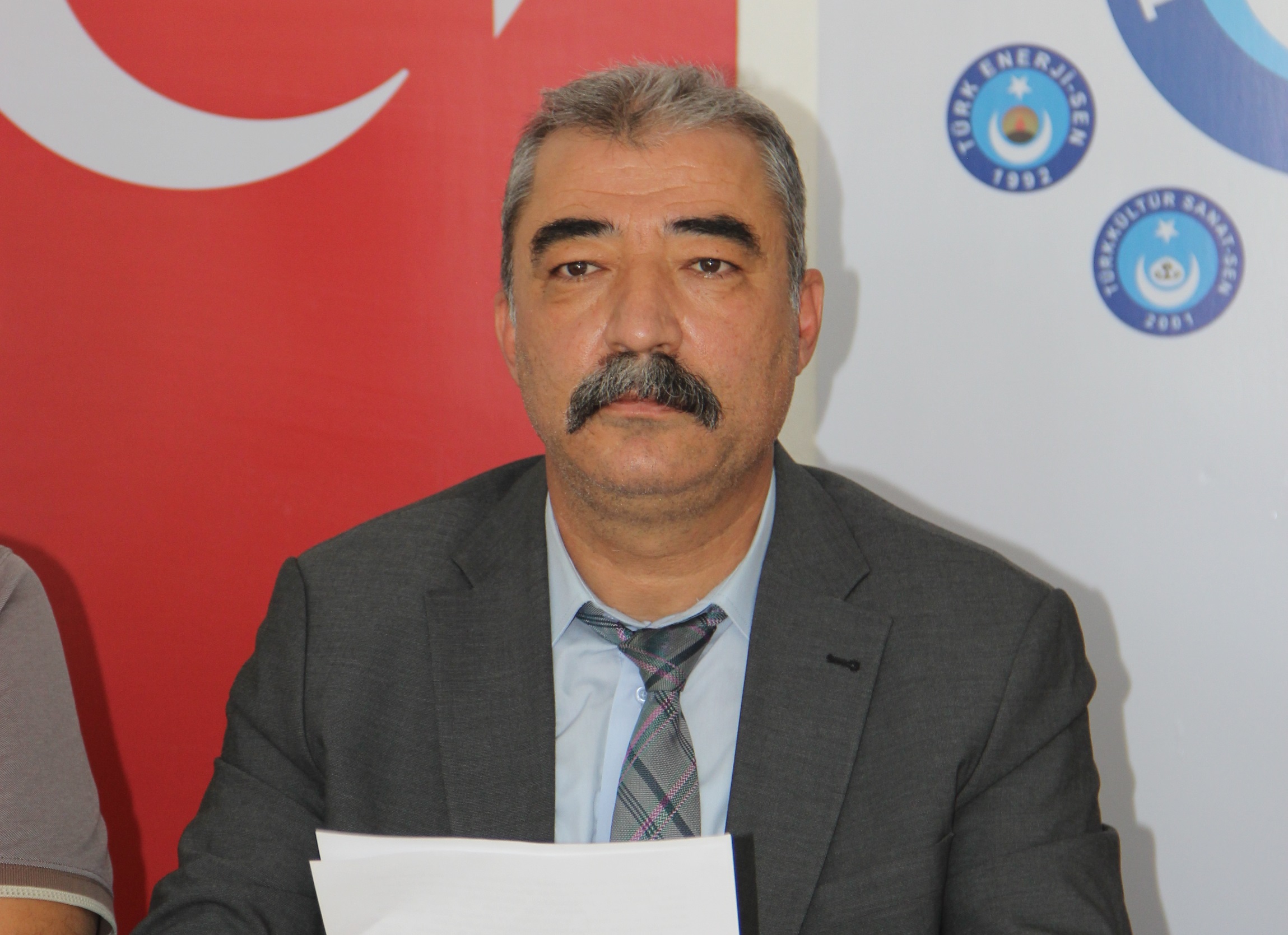 TÜRK EĞİTİM-SEN MUĞLA ŞUBE BAŞKANI ÖZATA: “REKTÖR, İHTİYAÇ OLMAMASINA RAĞMEN, ISRARLA PROFESÖR KADROSU AÇMAK İSTİYOR”