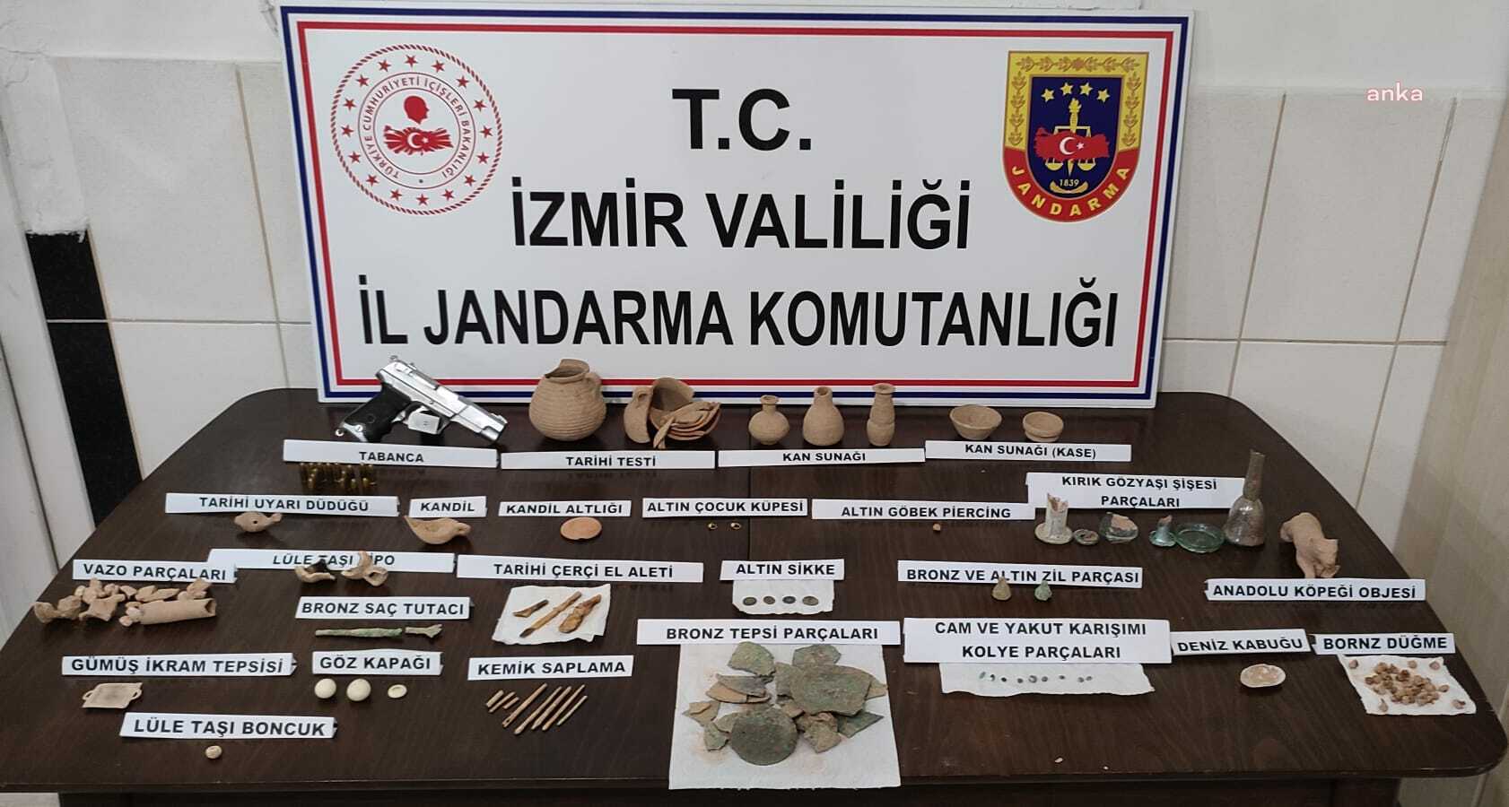 İZMİR'DE 90 PARÇA TARİHİ ESER ELE GEÇİRİLDİ