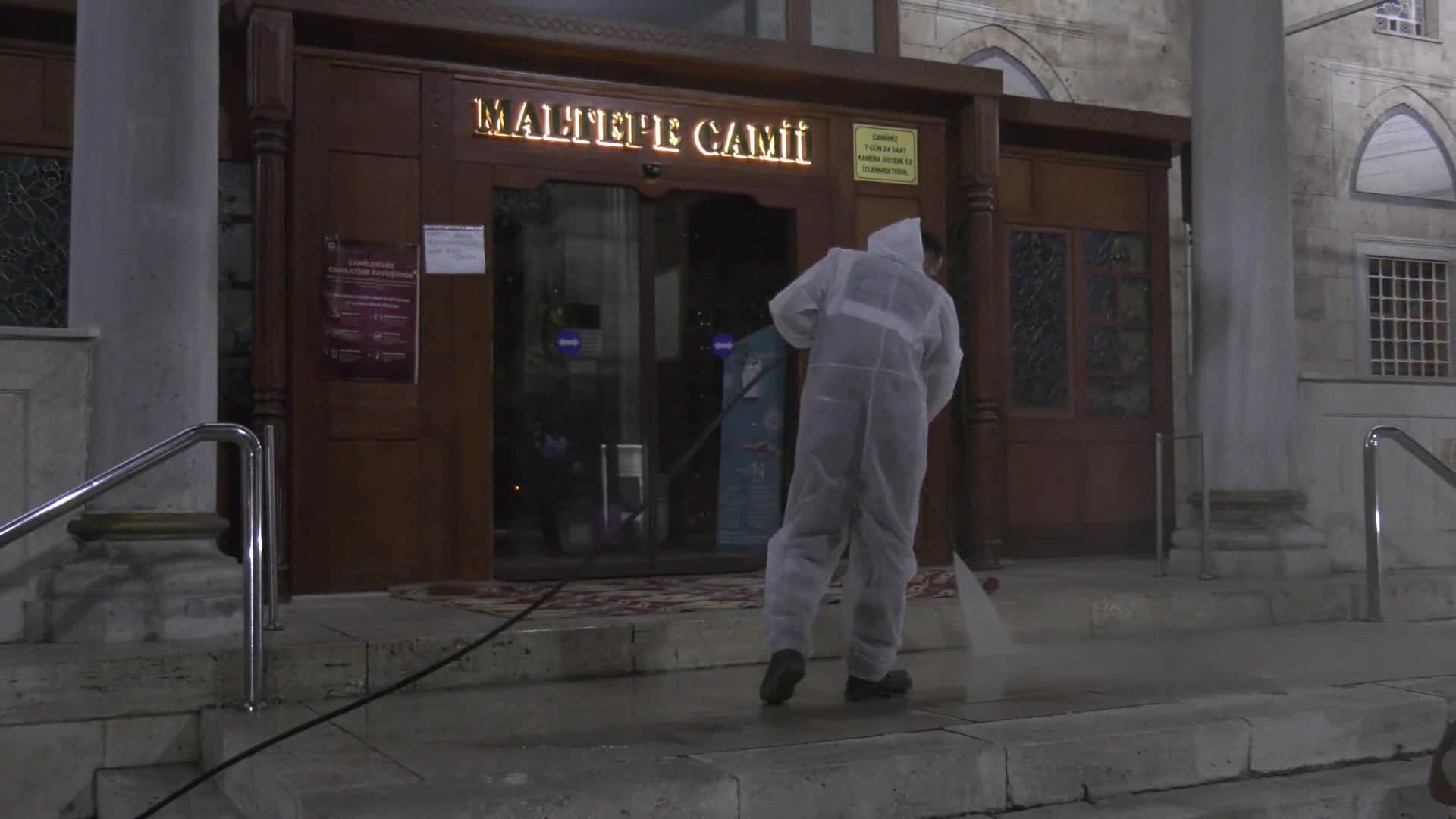 BAŞKENT CAMİLERİNDE HİJYEN ÖNLEMİ