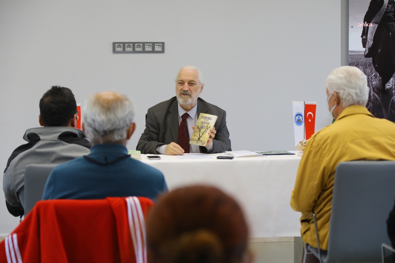 EFES SELÇUK BELEDİYESİ'NDEN "SUYUMUZ NEREYE GİDİYOR?" SÖYLEŞİSİ