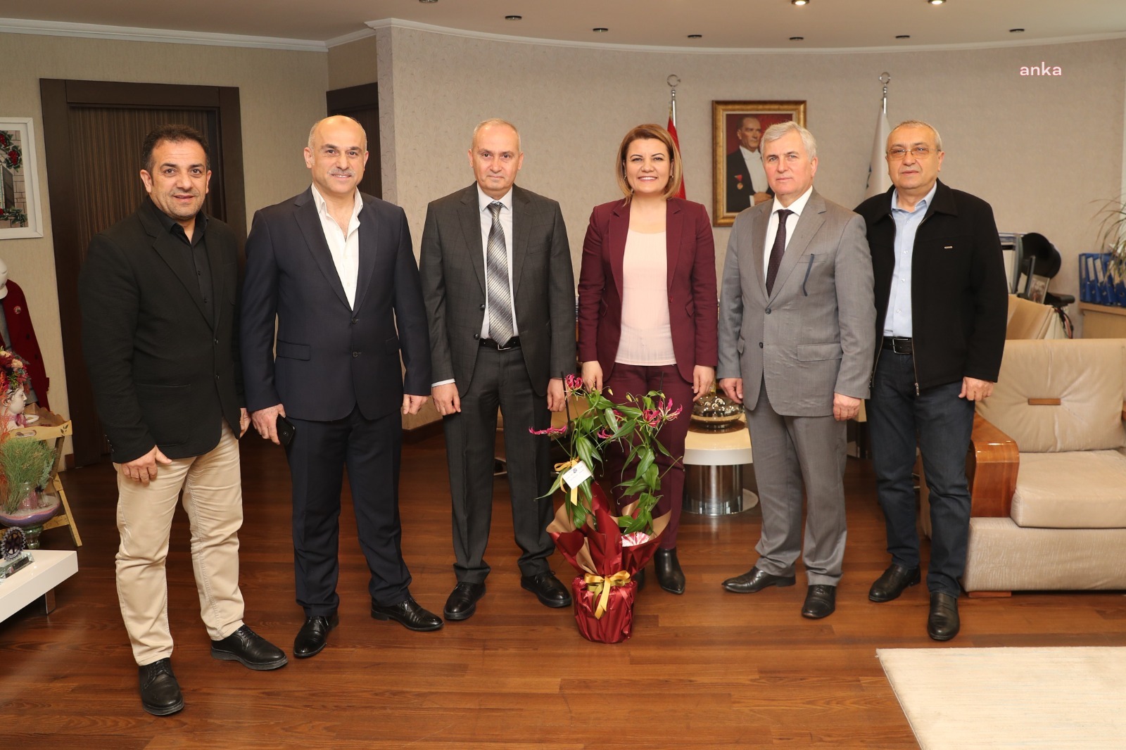 İZMİT BELEDİYE BAŞKANI HÜRRİYET, KOCAELİ OTOGAR DERNEK BAŞKANI ALAYOĞLU’NU AĞIRLADI