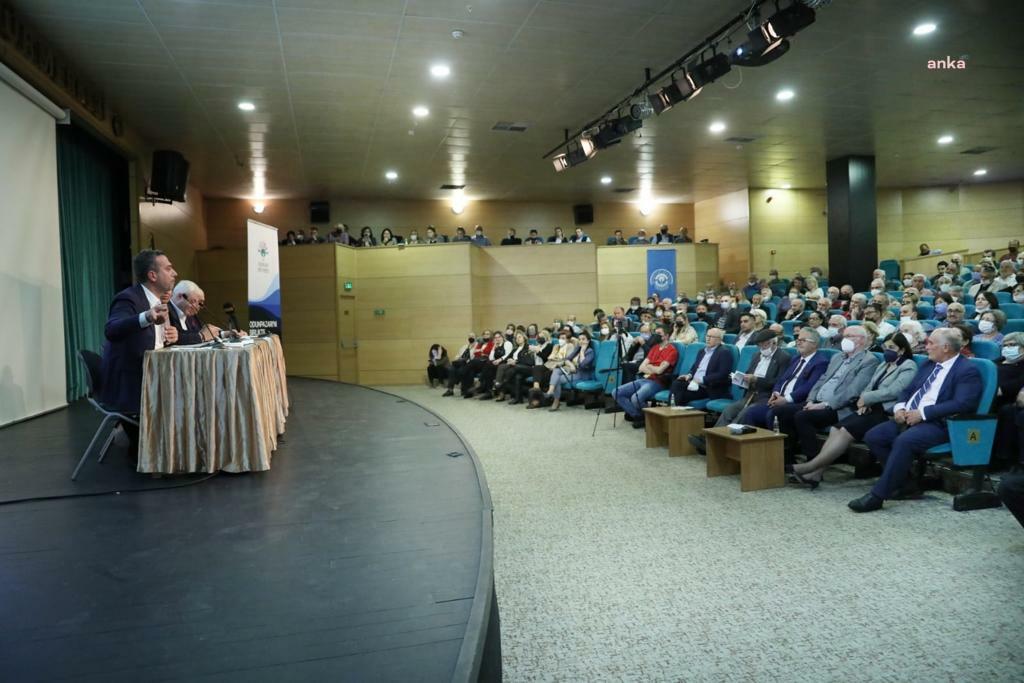ODUNPAZARI KENT KONSEYİ, ENGİN ÖZKOÇ, ALİ MAHİR BAŞARIR VE TUNCAY ÖZKAN’IN KONUŞMACI OLDUĞU SÖYLEŞİ VE KİTAP İMZA GÜNÜ DÜZENLEDİ