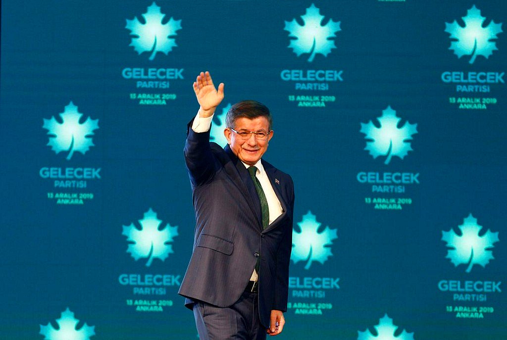 GELECEK PARTİSİ TOPLANTILARINI ERTELEDİ