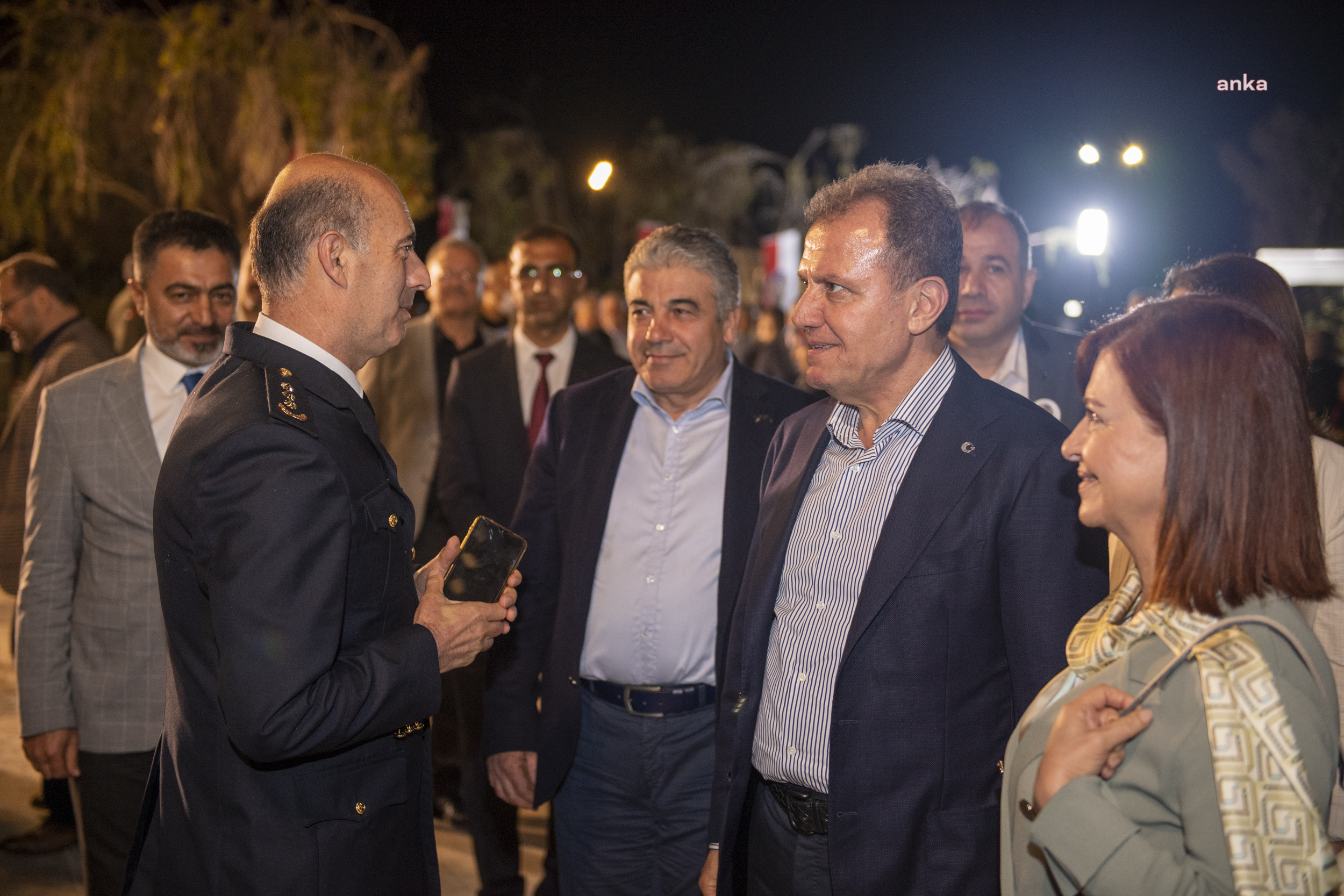 MERSİN BÜYÜKŞEHİR BAŞKANI SEÇER, EMNİYET MENSUPLARIYLA İFTAR YEMEĞİNDE BULUŞTU