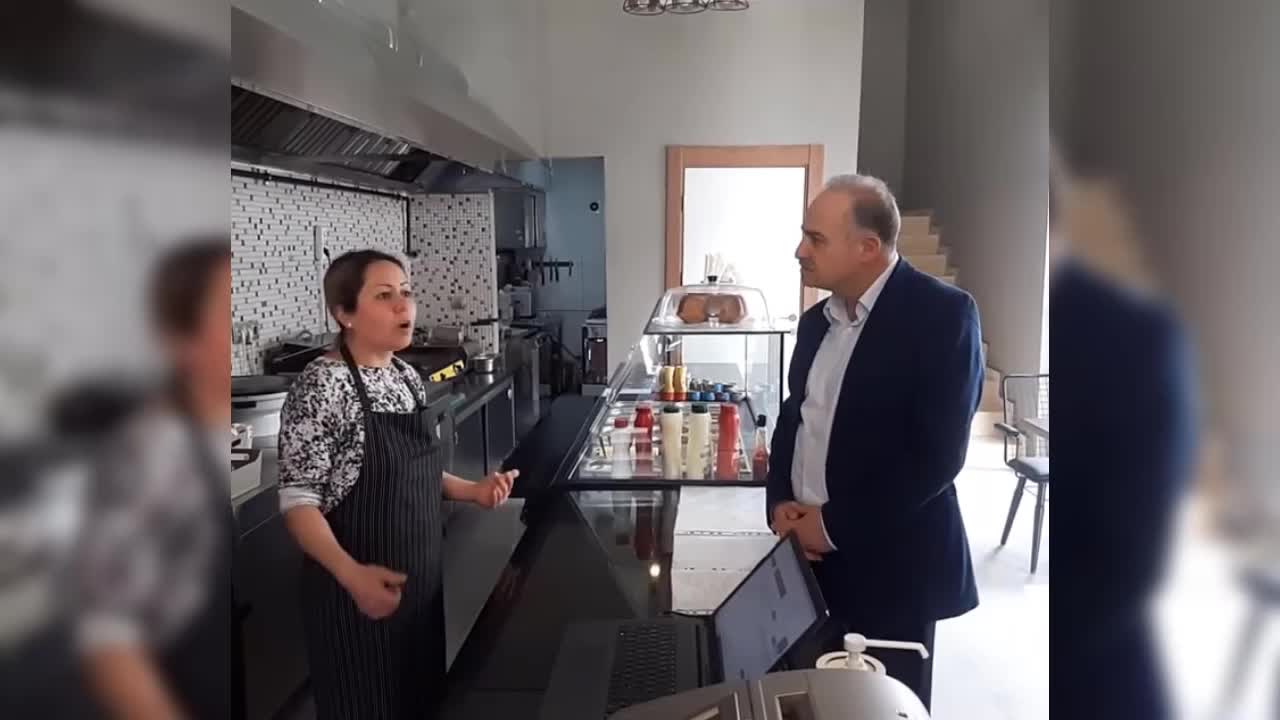 ANKARALI TATLICI: KİLOYLA ALMIYORLAR. TATLI ALIMI SAYIYA DÜŞTÜ ARTIK"