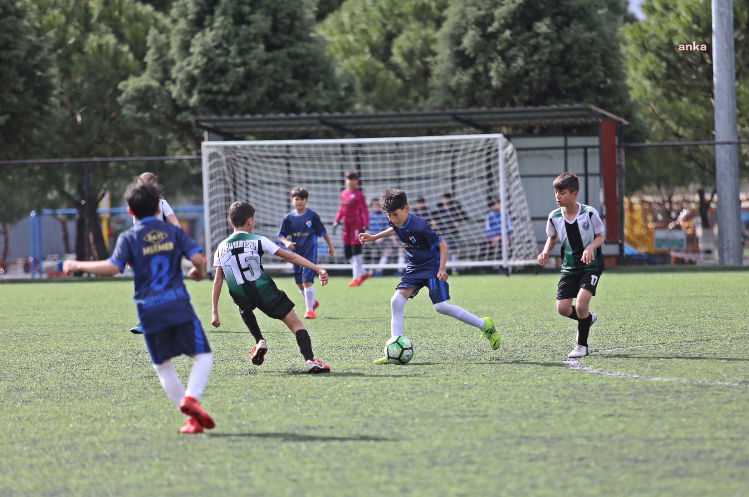 AKHİSAR BELEDİYESİ BAHAR FUTBOL TURNUVASI BAŞLADI